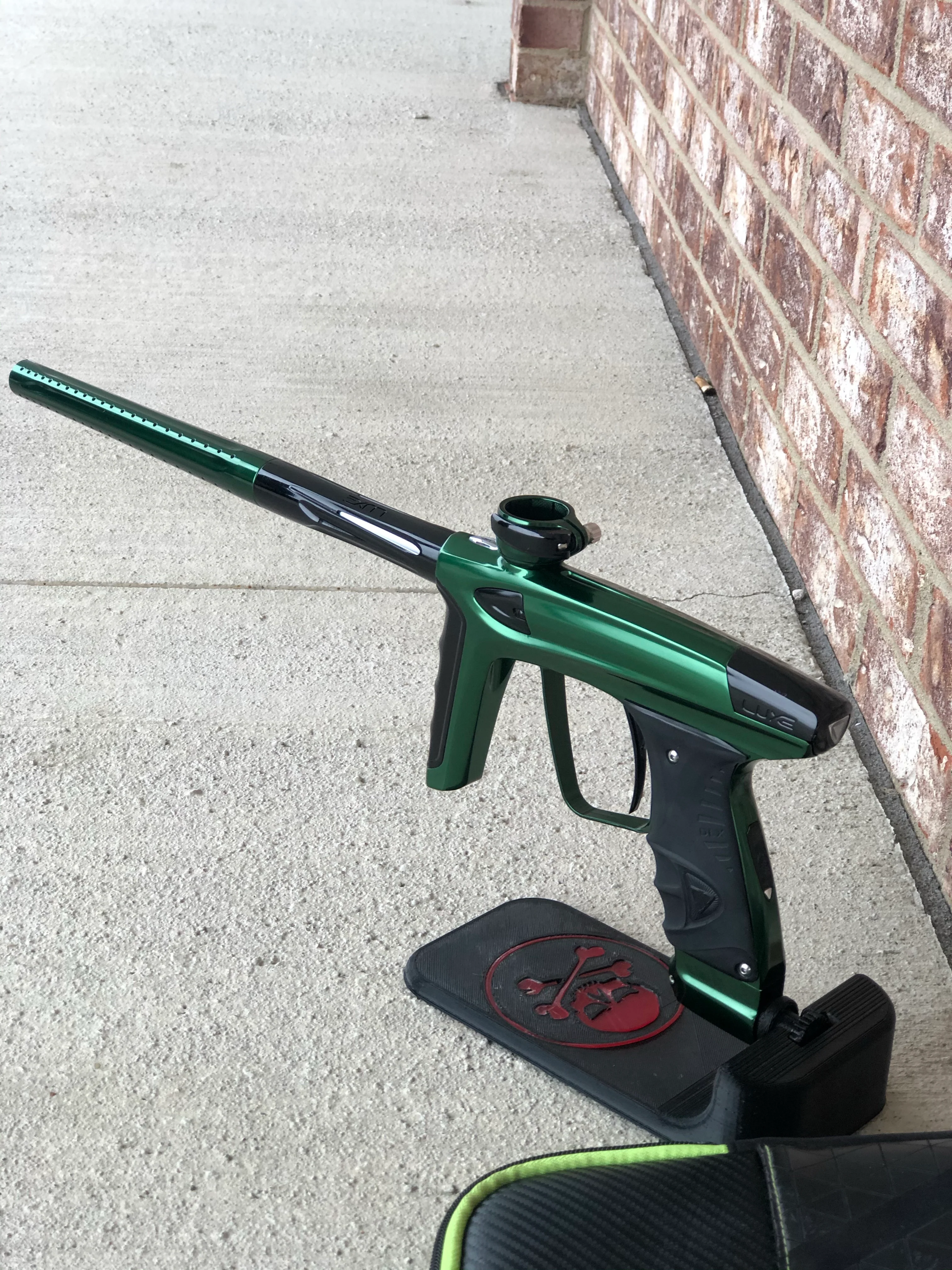 Used DLX Luxe Ice Paintball Marker - Gloss Emerald - Image 4