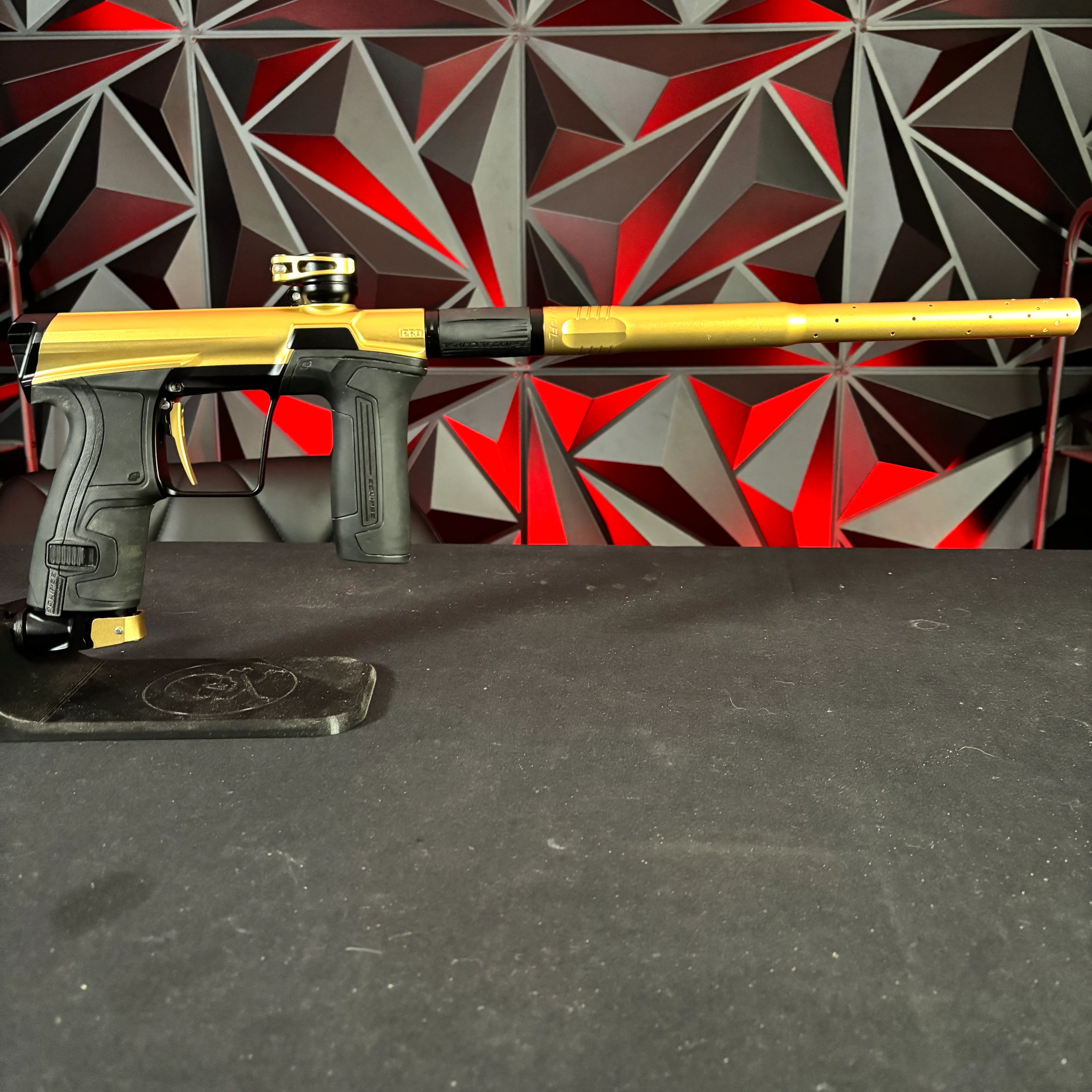 Used Planet Eclipse CS2 Pro Paintball Gun - Gold/Black - Image 6