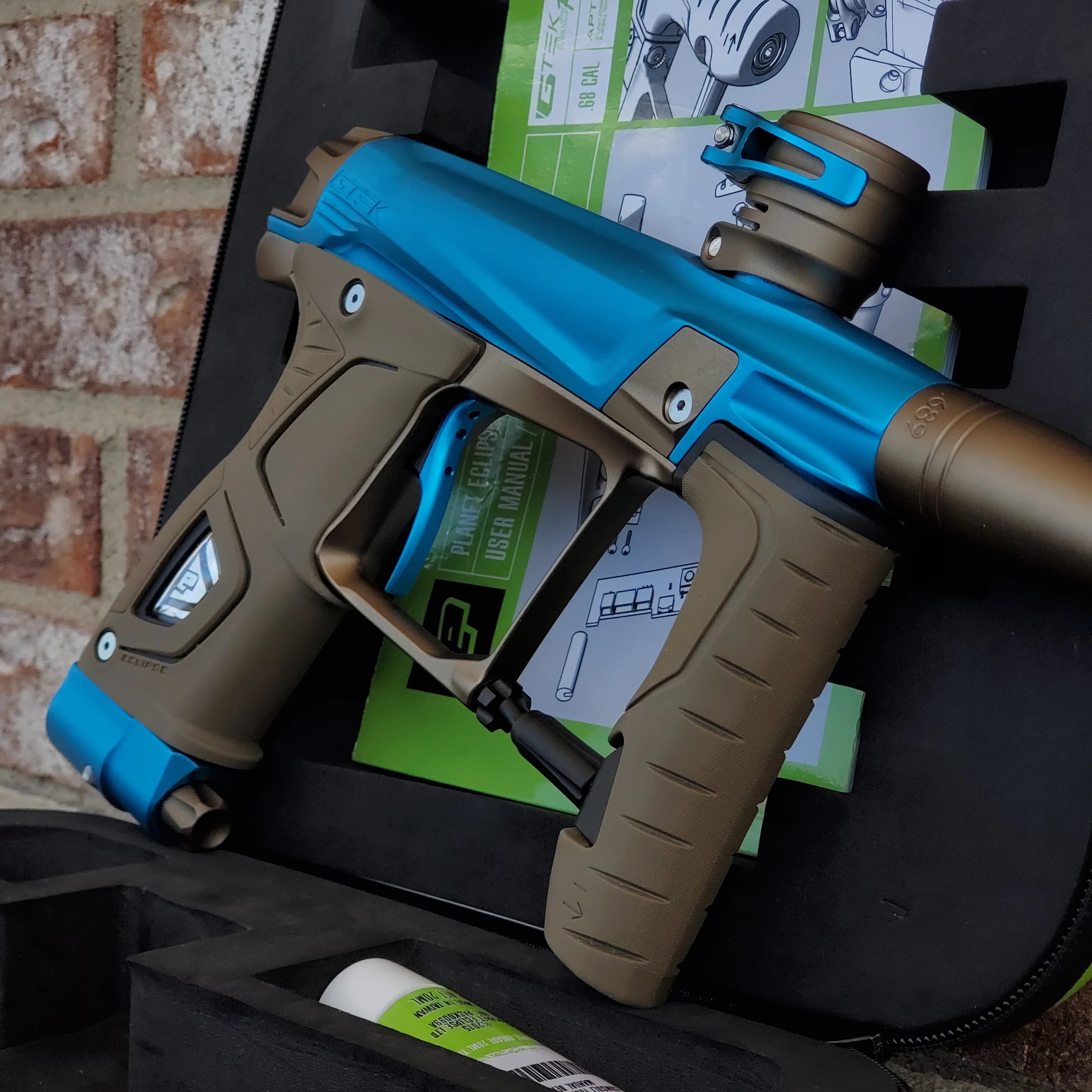 Planet Eclipse Gtek 160R Paintball Gun - Teal / Bronze - Image 2
