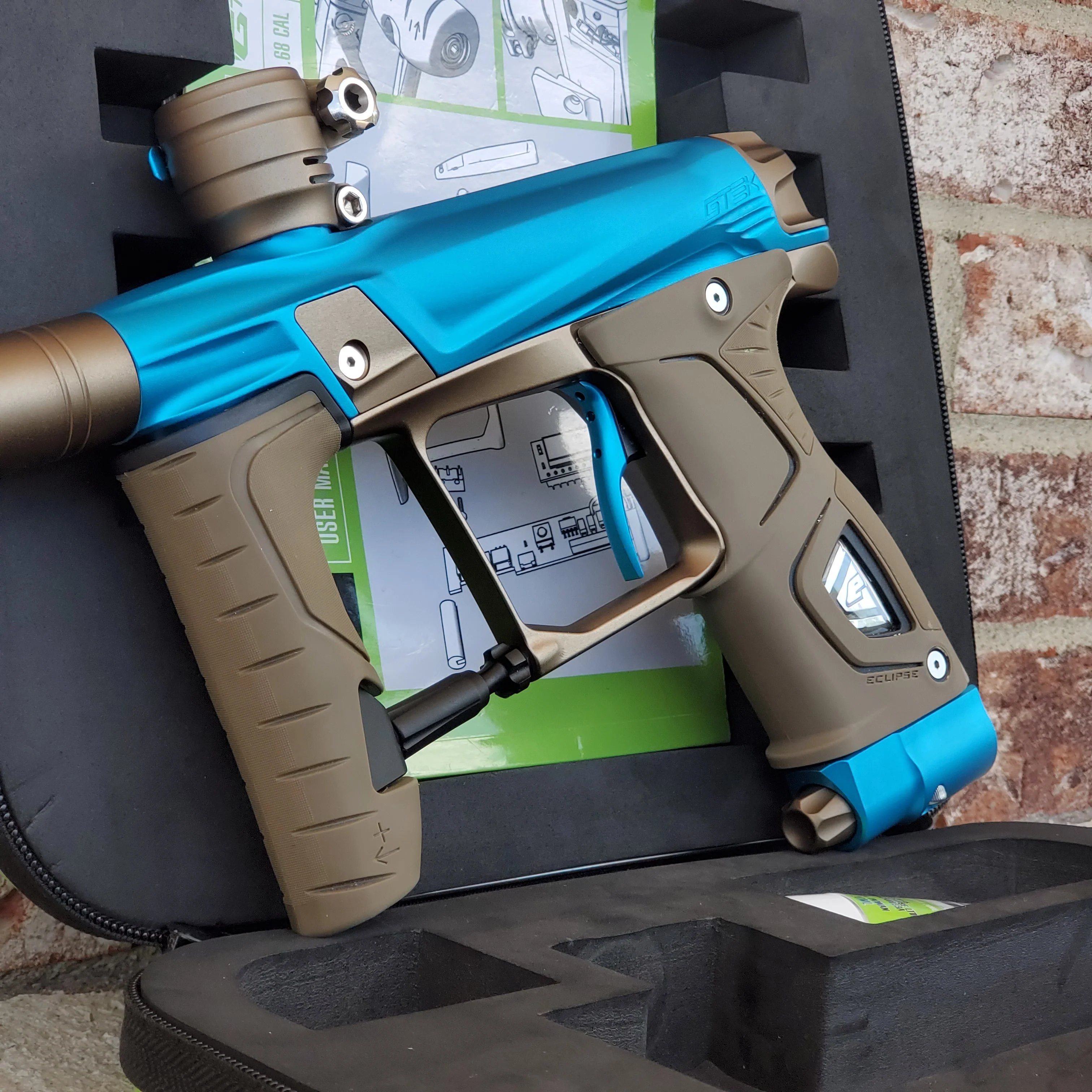 Planet Eclipse Gtek 160R Paintball Gun - Teal / Bronze - Image 4