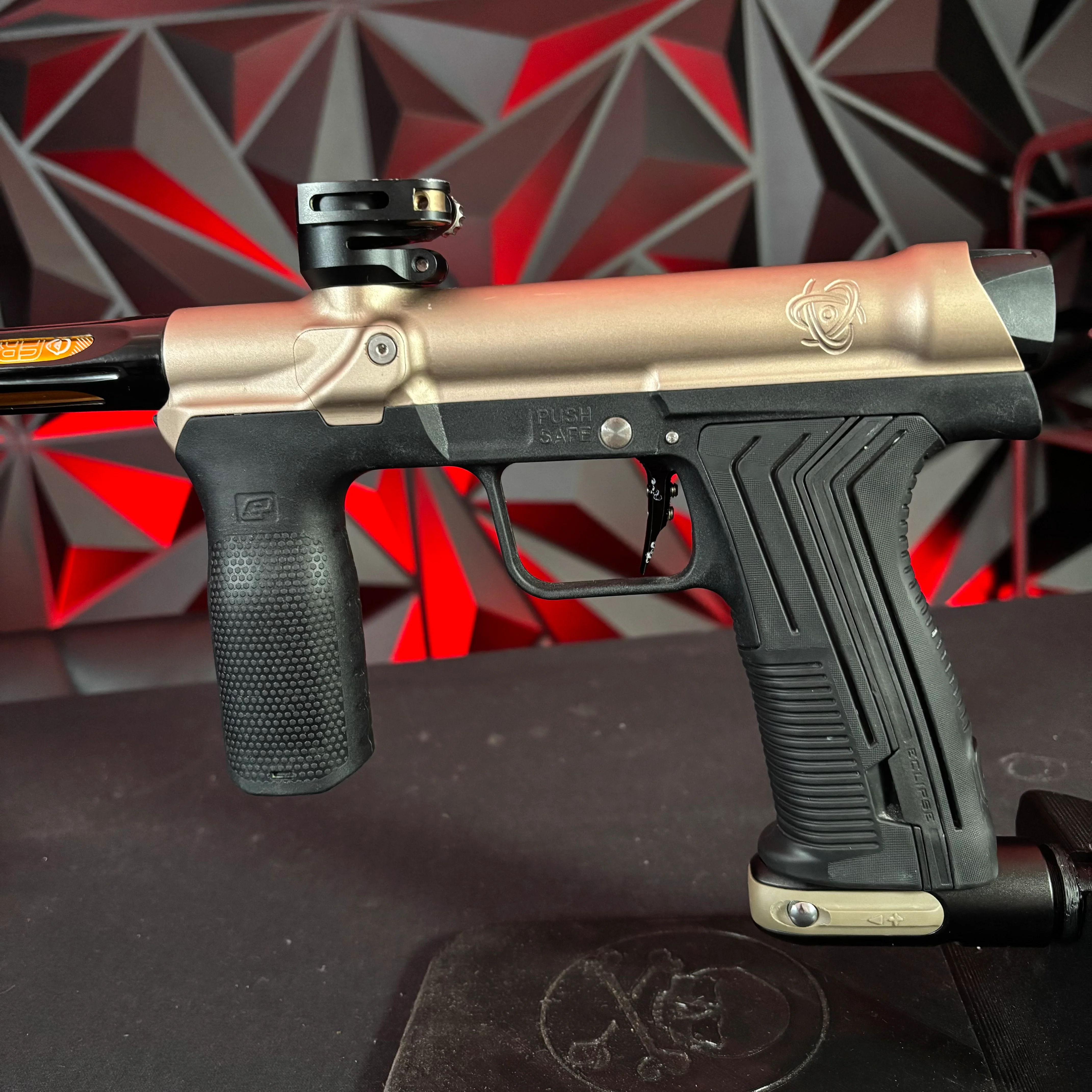 Used Planet Eclipse/Inception Design FLE Emek 100 Paintball Gun - Standstone/Black - Fang Trigger - Image 4