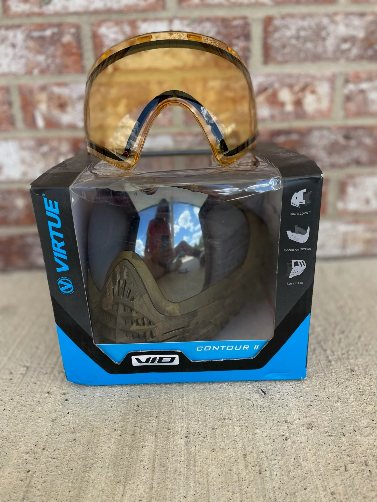 Used Virtue Vio Contour 2 Paintball Mask- Brush Camo w/ 2 lens w/ Soft Goggle Bag - Image 6