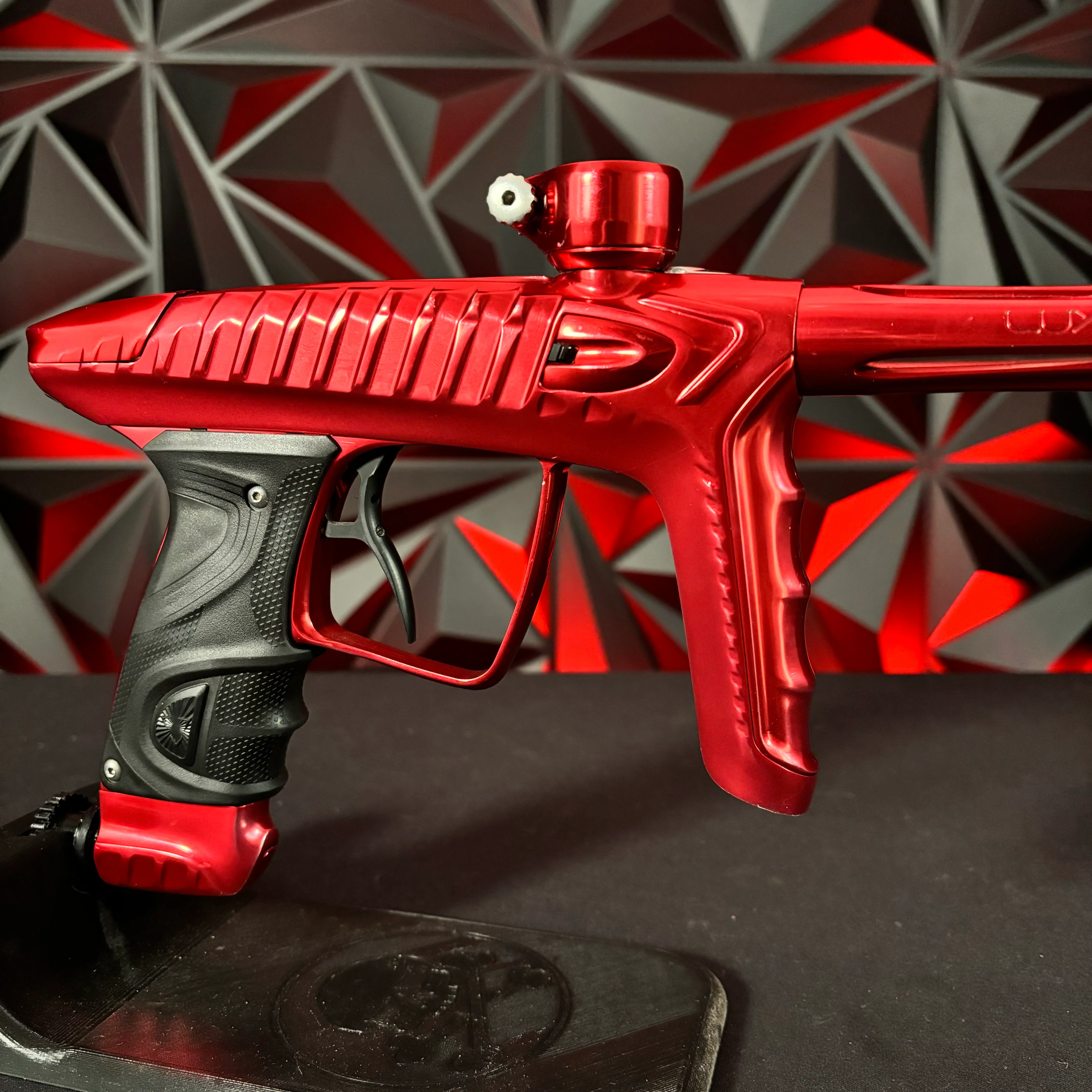 DLX Luxe "Project" TM40 Paintball Gun - Gloss Red - Image 4