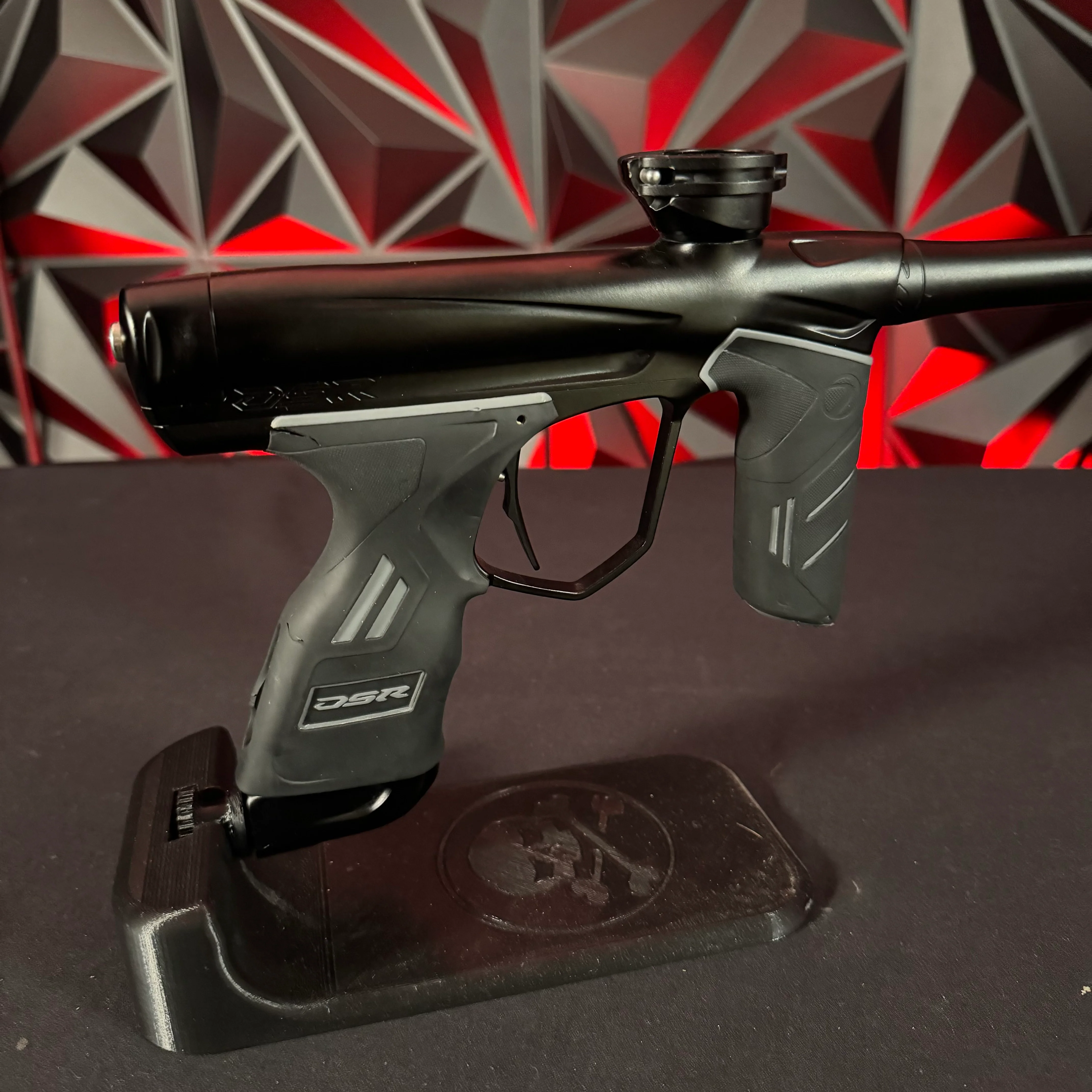 Dye DSR Paintball Marker - Black - Image 2