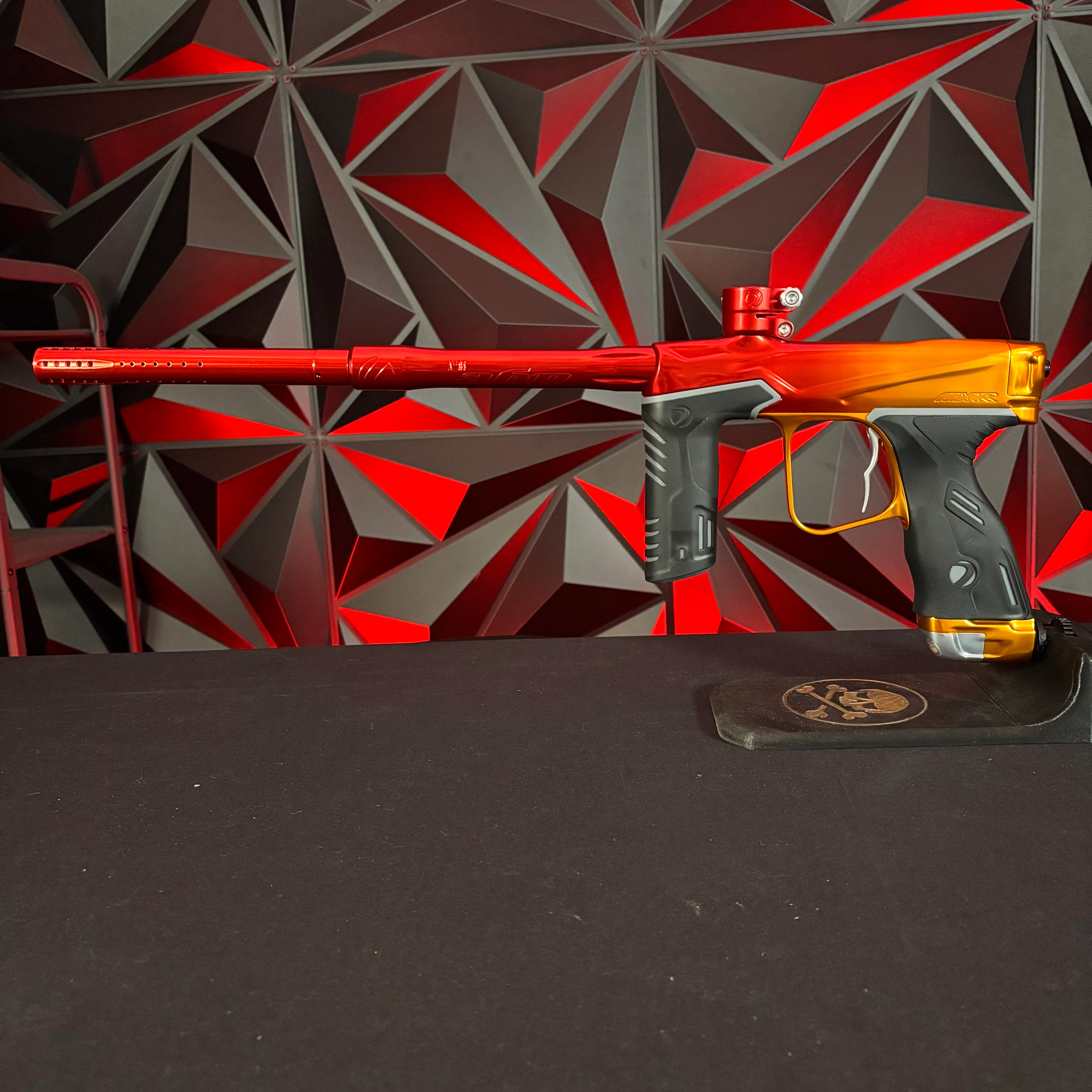 Used Dye MXR Paintball Marker - PGA Sunrise - Image 7