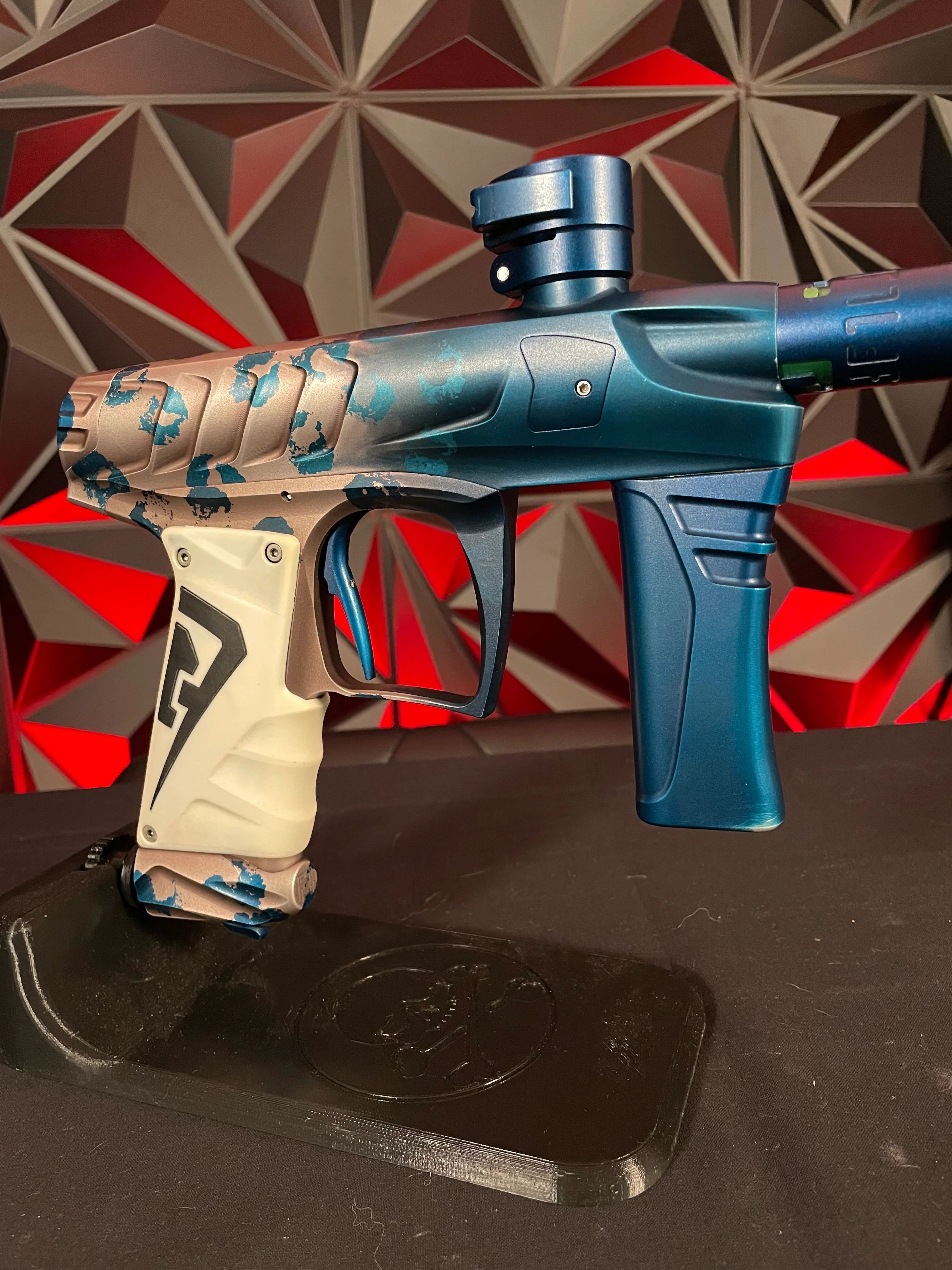 Field One Force Paintball Gun - Blake Yarber Blue Leopard Signature Series w/ Full Acculock Barrel Insert Kit (6 Inserts) - Image 3