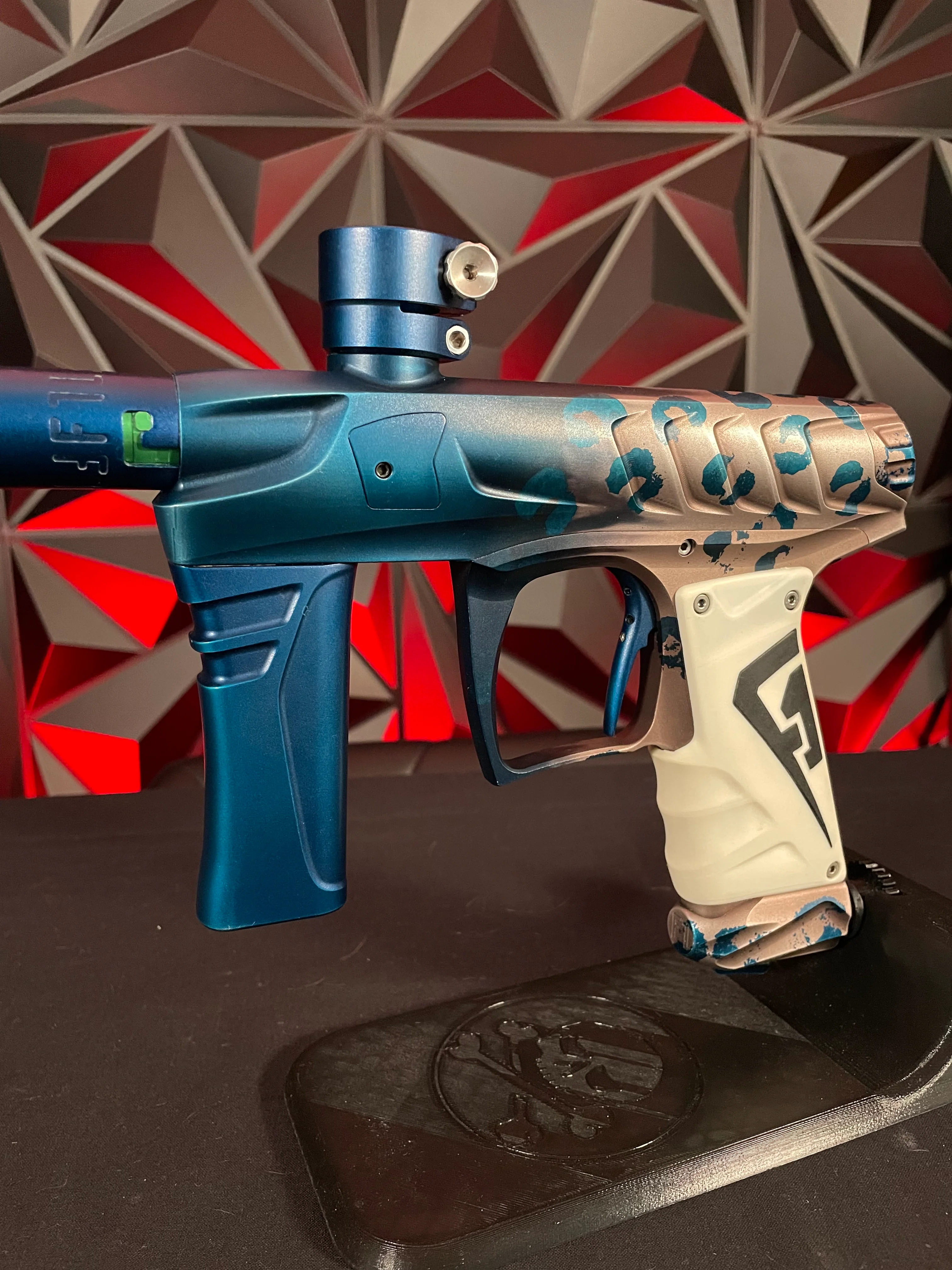 Field One Force Paintball Gun - Blake Yarber Blue Leopard Signature Series w/ Full Acculock Barrel Insert Kit (6 Inserts) - Image 4