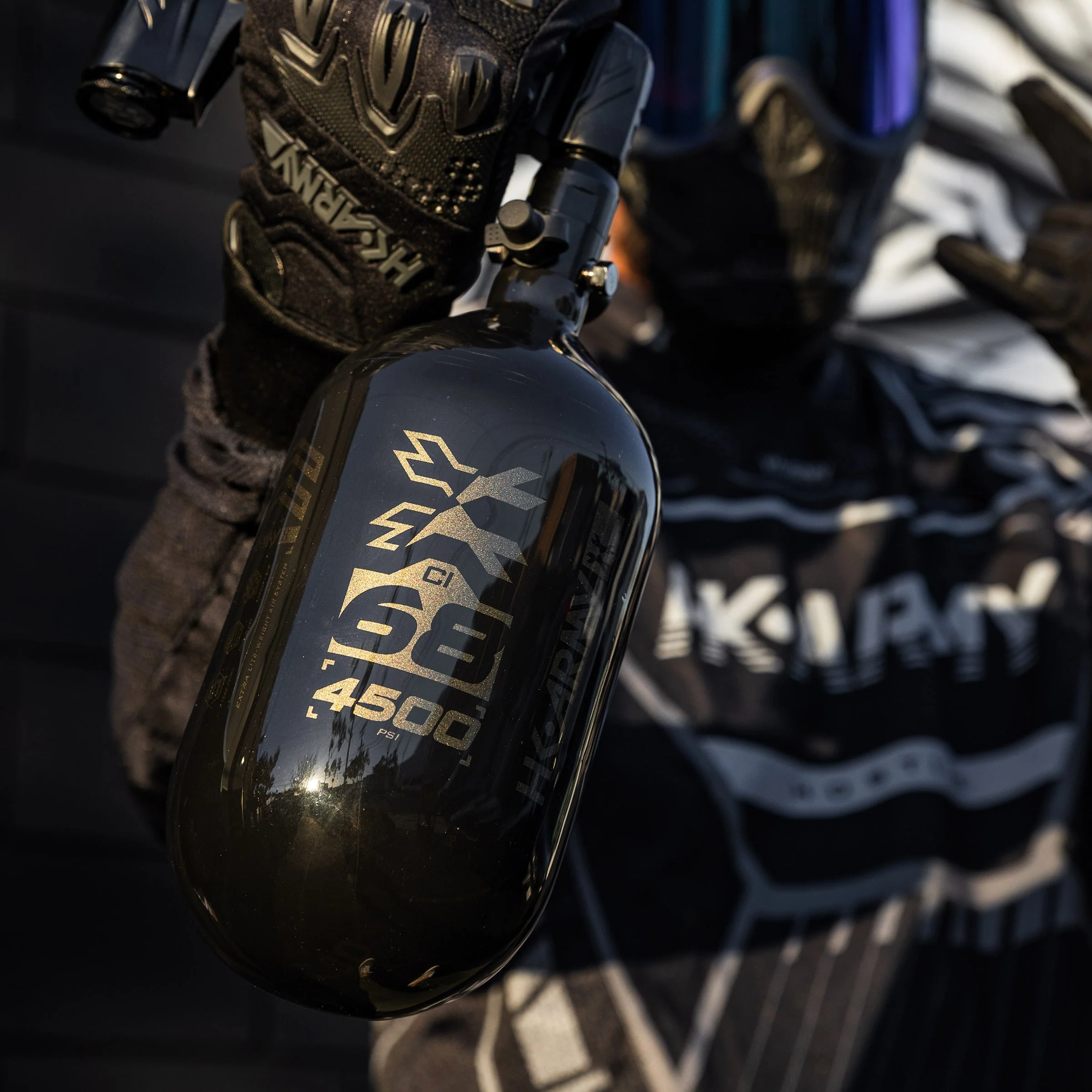 HK Army "Extra Lite" Carbon Fiber Tank - Standard Reg - RUSH - 68/4500 PSI - Black/Gold - Image 2