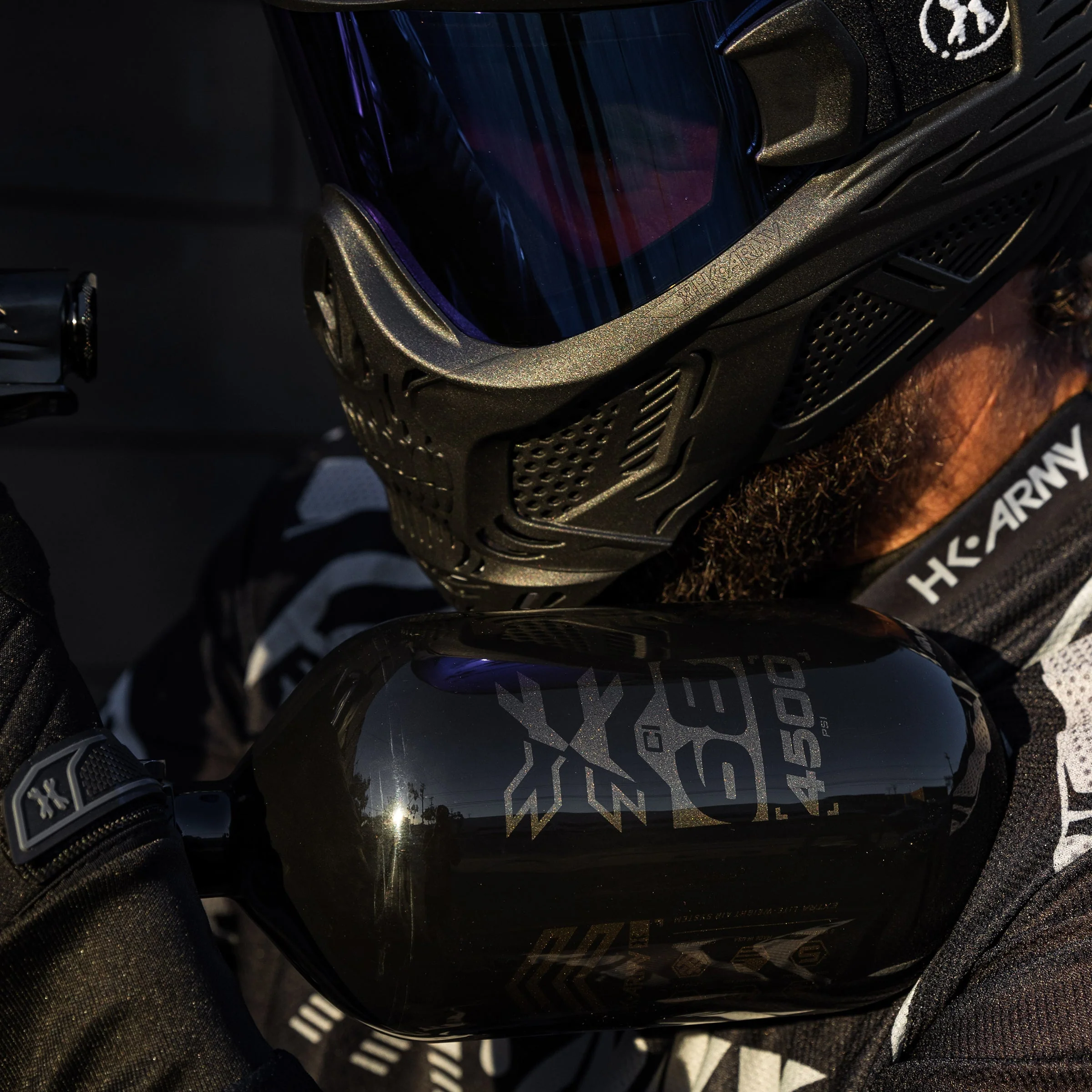 HK Army "Extra Lite" Carbon Fiber Tank - Standard Reg - RUSH - 68/4500 PSI - Black/Gold - Image 4