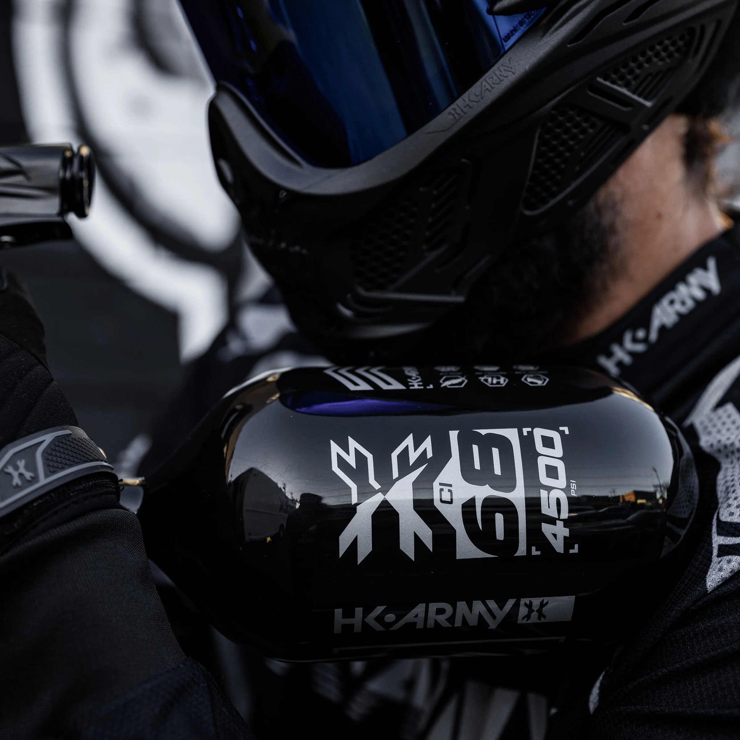 HK Army "Extra Lite" Carbon Fiber Tank - Standard Reg - RUSH - 68/4500 PSI - Black/Silver - Image 4