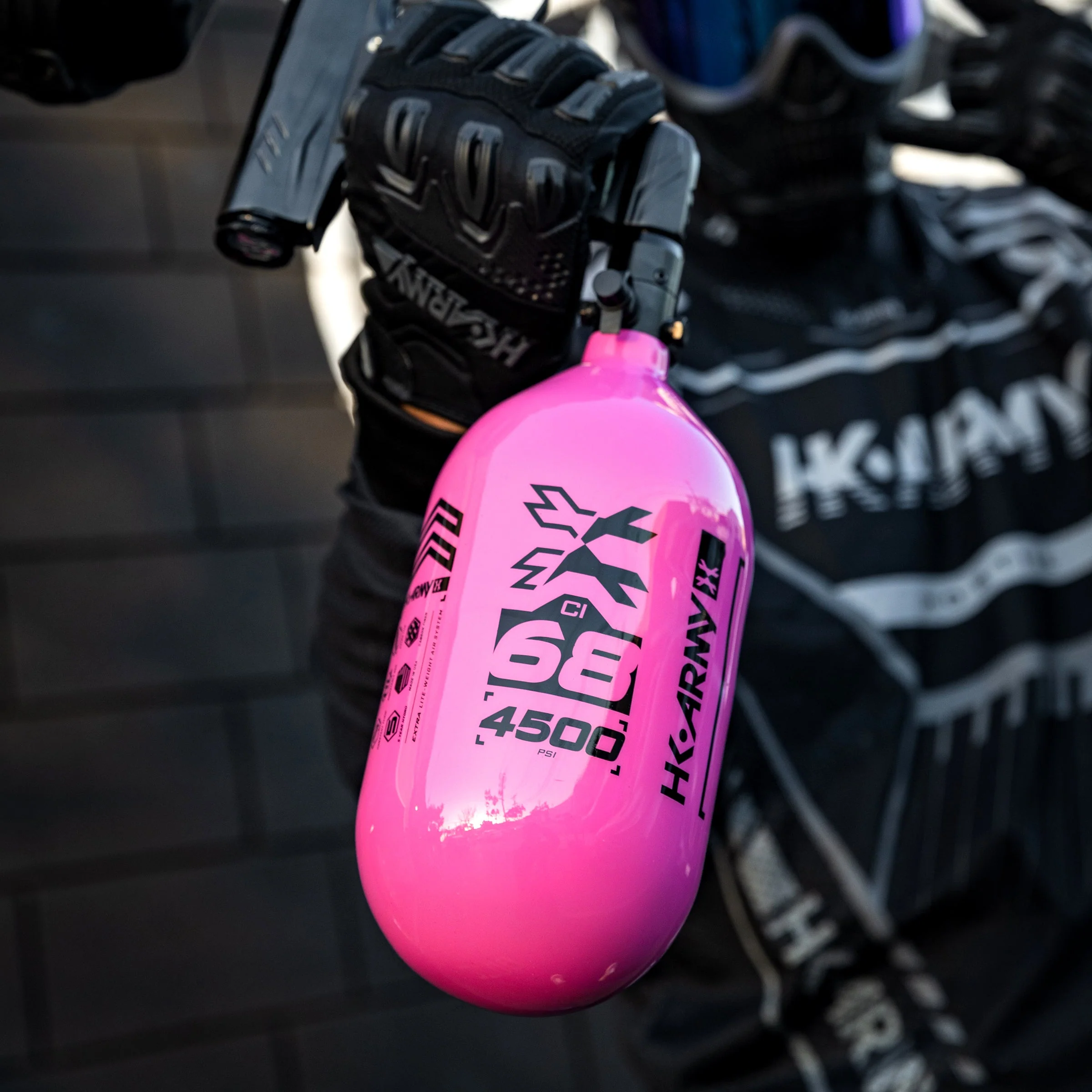 HK Army "Extra Lite" Carbon Fiber Tank - Standard Reg - RUSH - 68/4500 PSI - Neon Pink/Black - Image 2