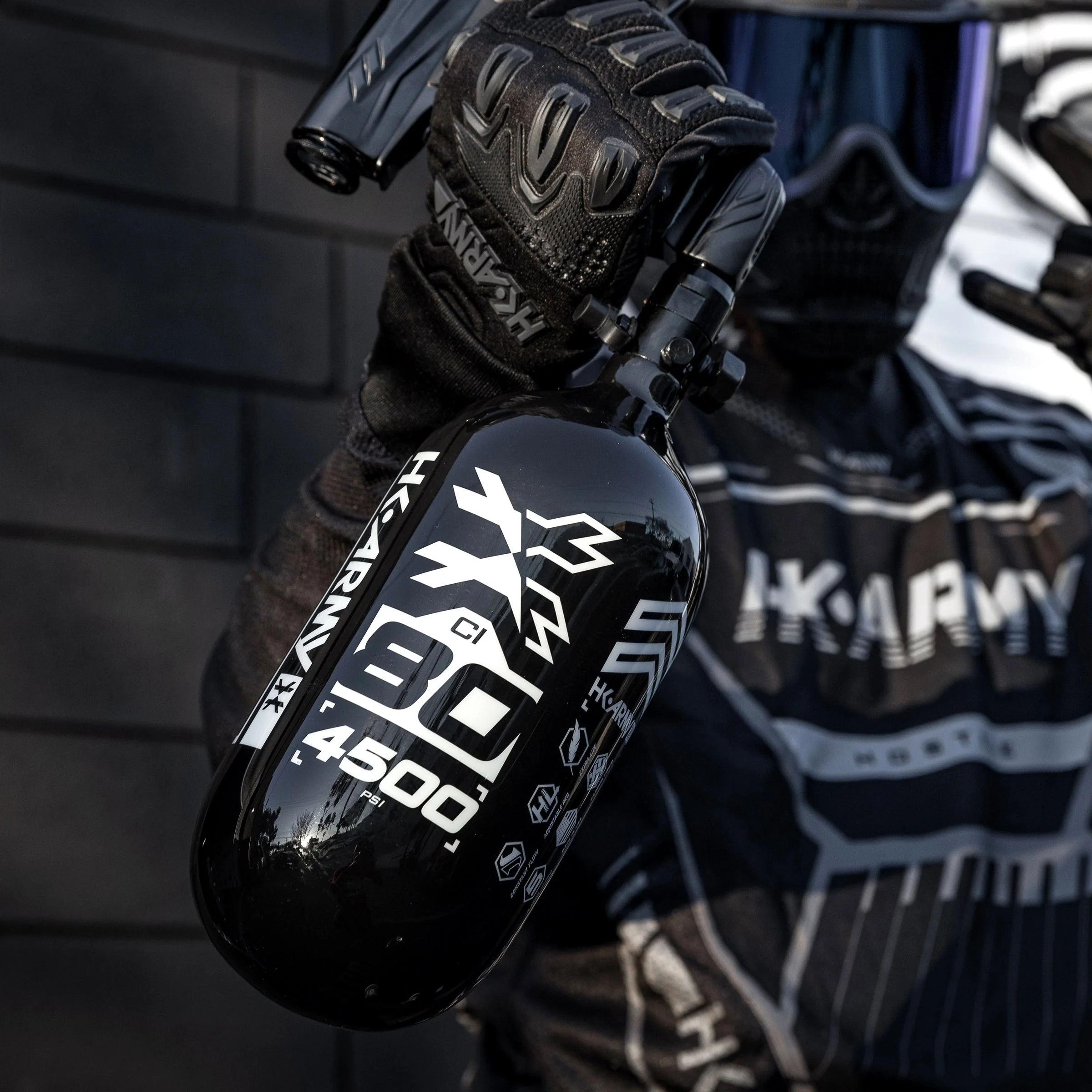 HK Army "Extra Lite" Carbon Fiber Tank - Standard Reg - RUSH - 80/4500 PSI - Black/White - Image 2