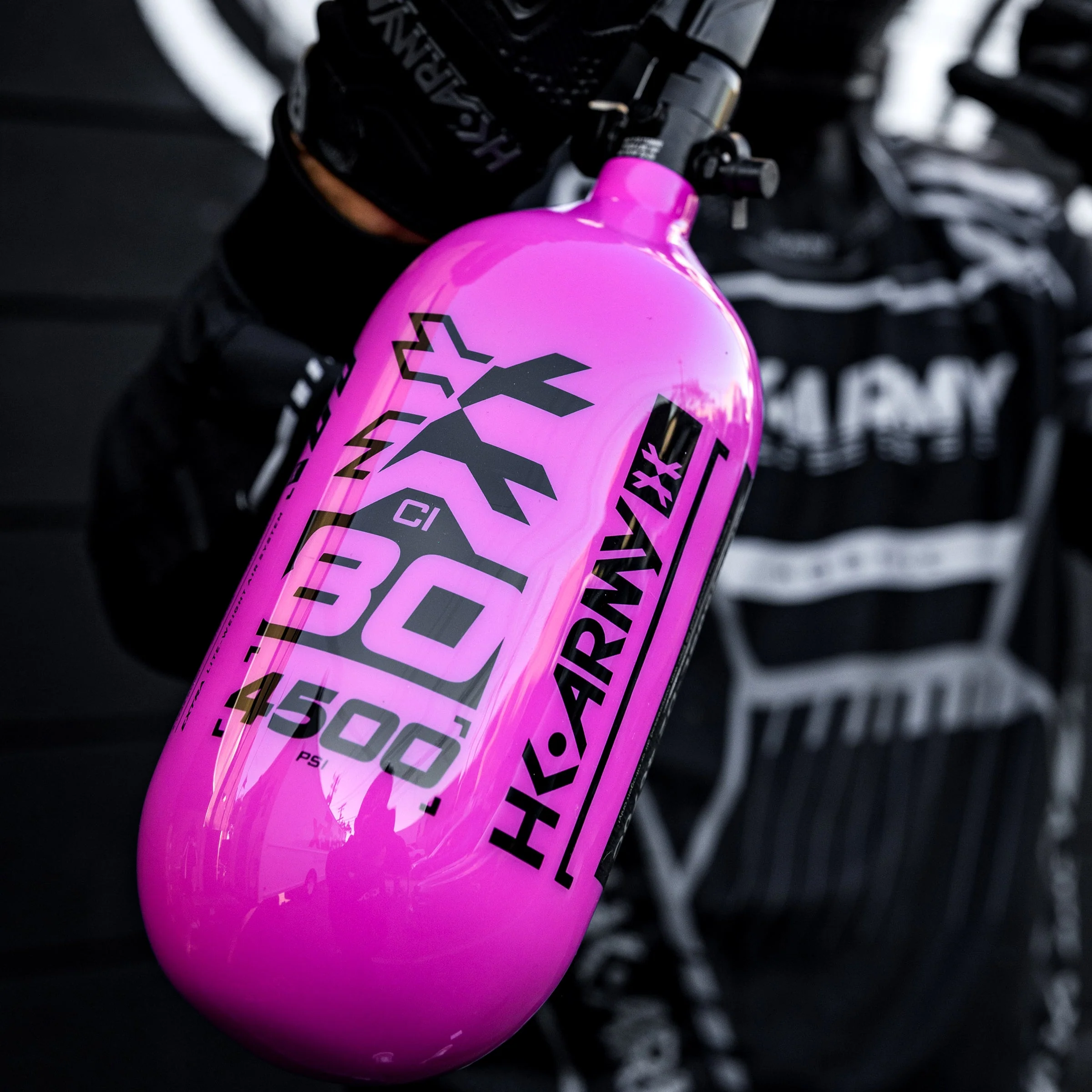 HK Army "Extra Lite" Carbon Fiber Tank - Standard Reg - RUSH - 80/4500 PSI - Neon Pink/Black - Image 2