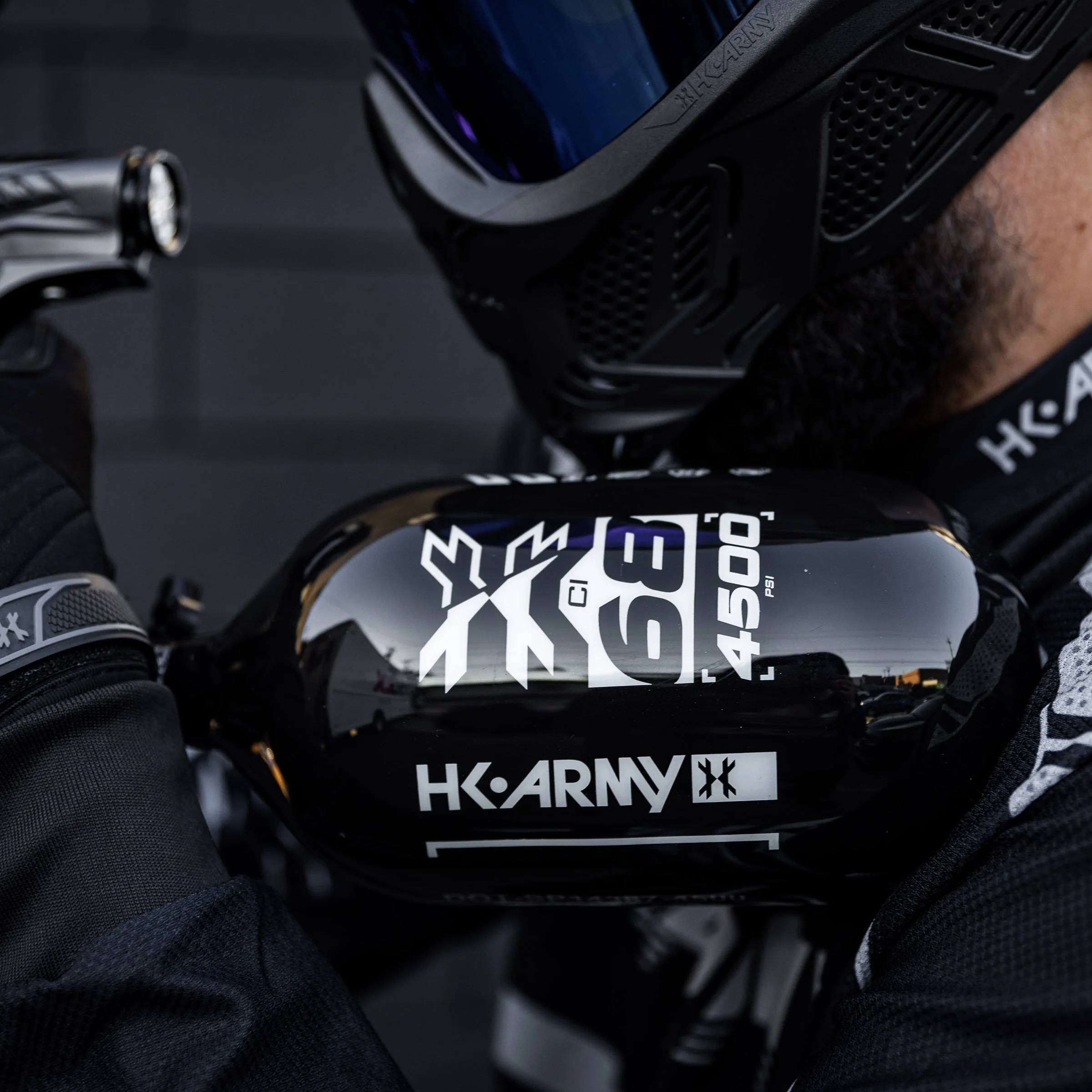 HK Army "Extra Lite" Carbon Fiber Tank - V2 Pro Reg - RUSH - 68/4500 PSI - Black/White - Image 3