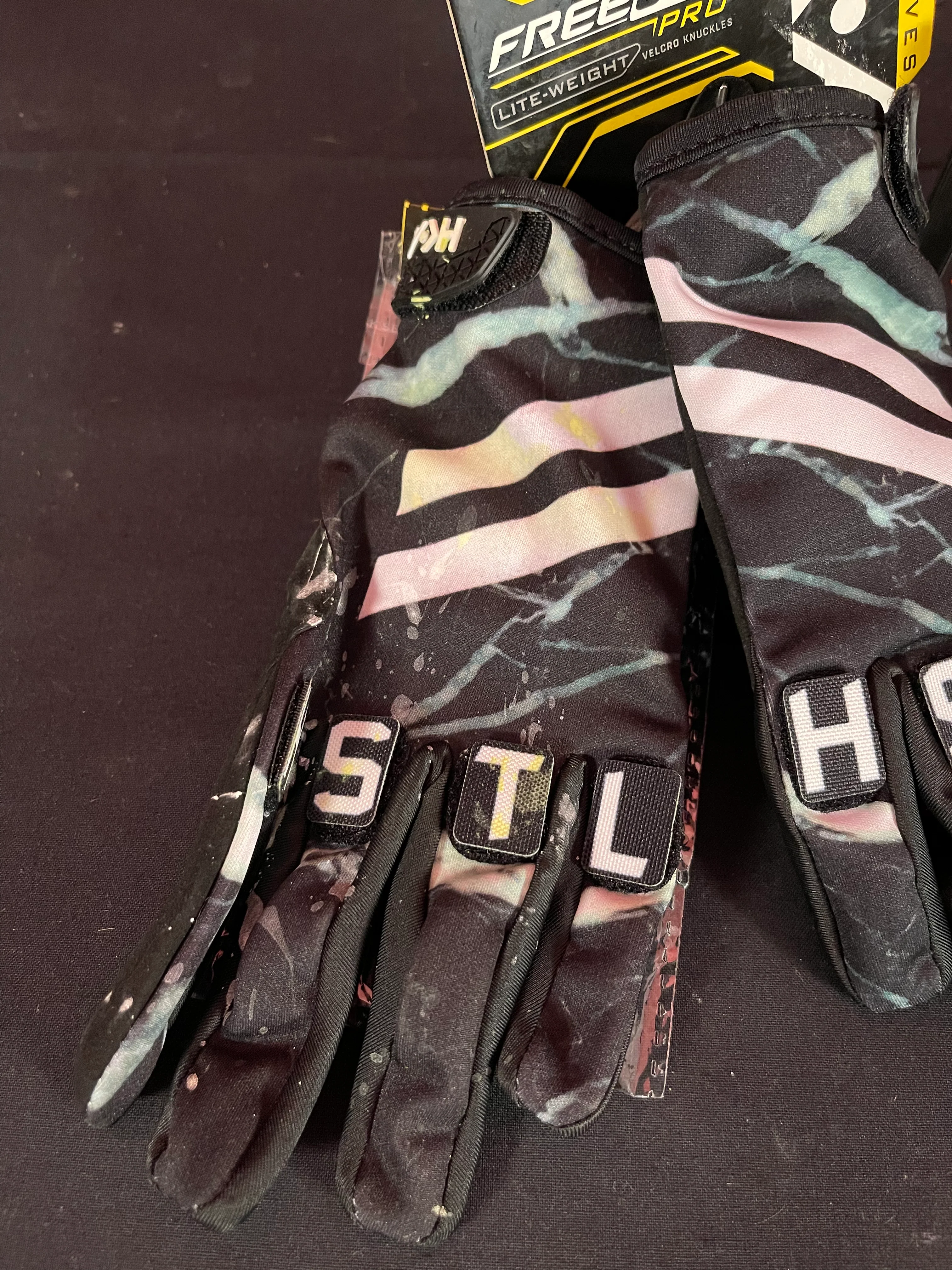 Used HK Army Knucklez Freeline Pro Gloves - Marble - Large - Image 2