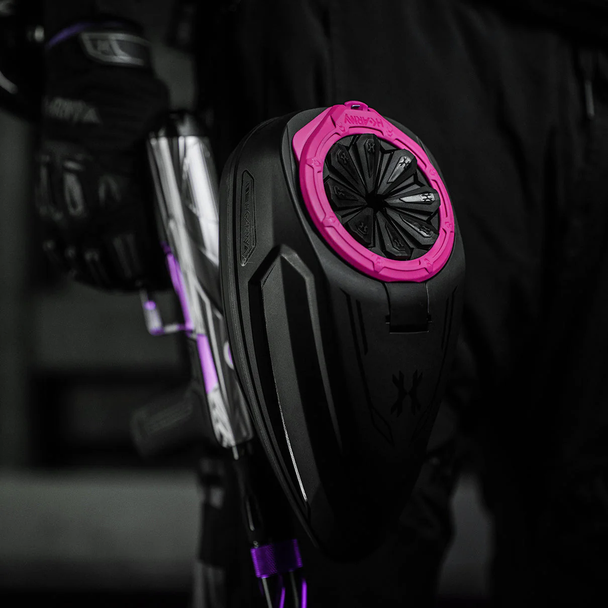 HK Army Sonic Plus Paintball Loader - Black/Neon Pink - Image 4