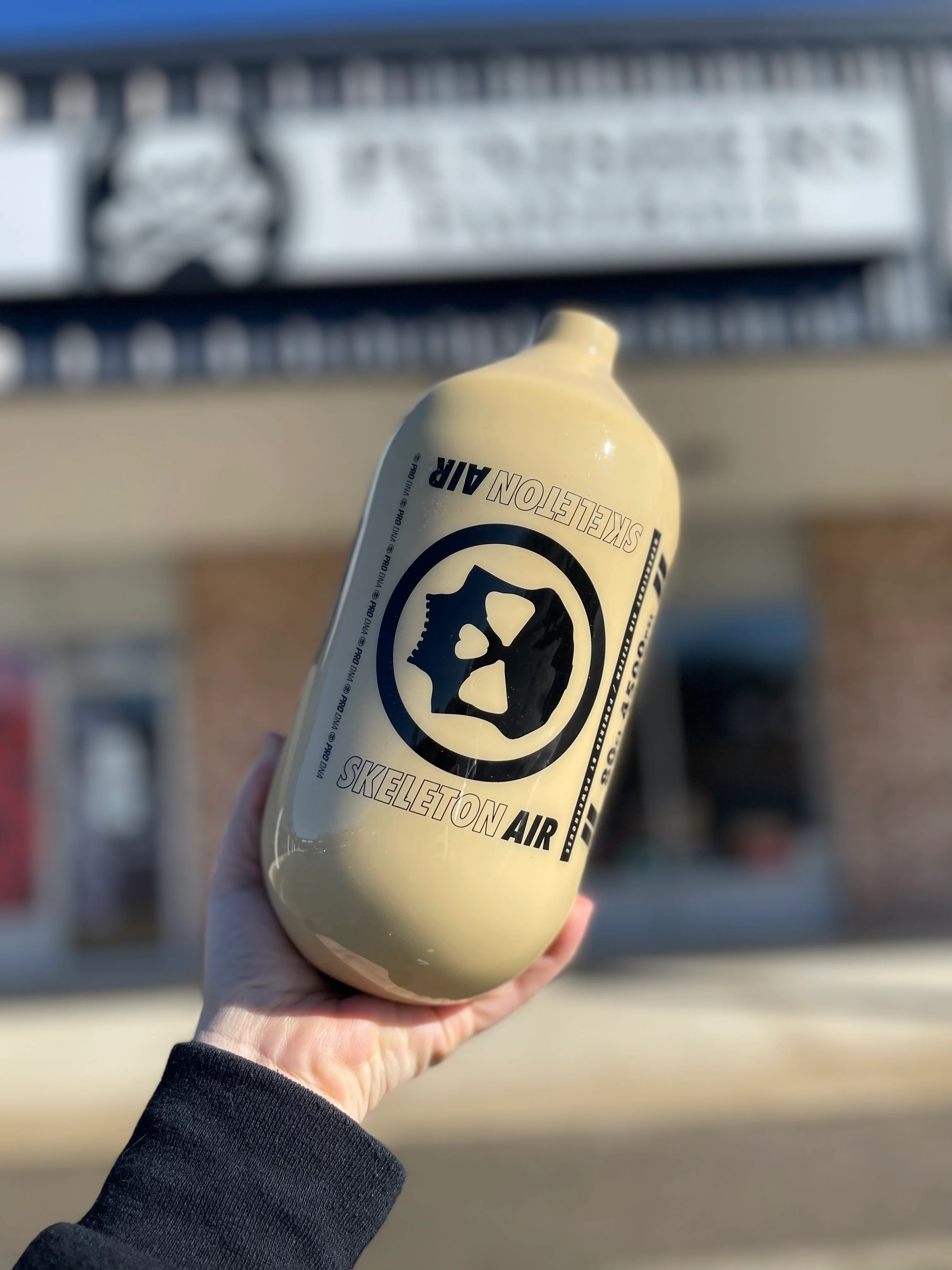 INFAMOUS AIR Hyperlight Paintball Tank - BOTTLE ONLY - Tan/Black - 80CI / 4500PSI - Image 2
