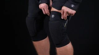 Infamous Pro DNA Knee Pads - Medium - Image 3