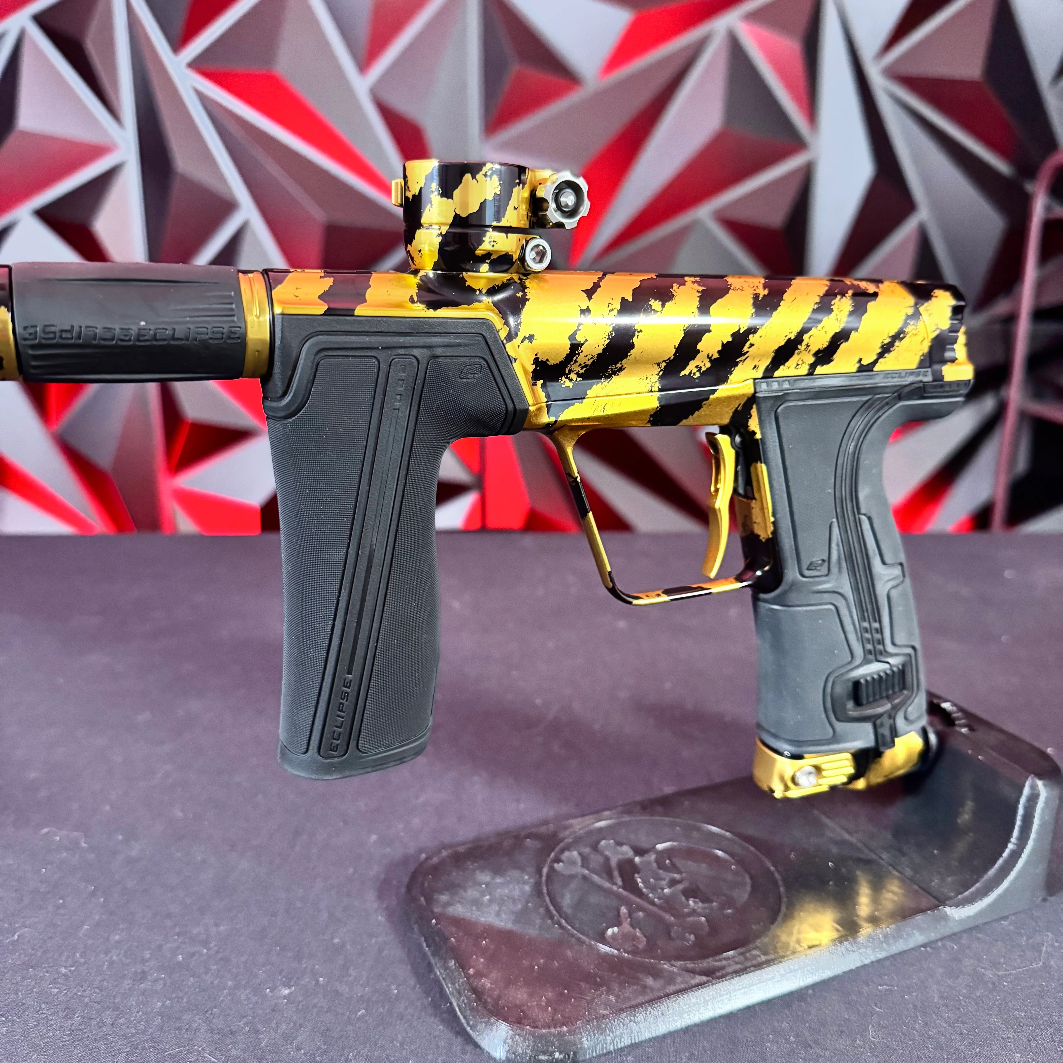 “Ultimate” Planet Eclipse CS3 Pro Package Paintball Gun - Polished Tiger (Gold/Black Tiger Stripe) - Image 5
