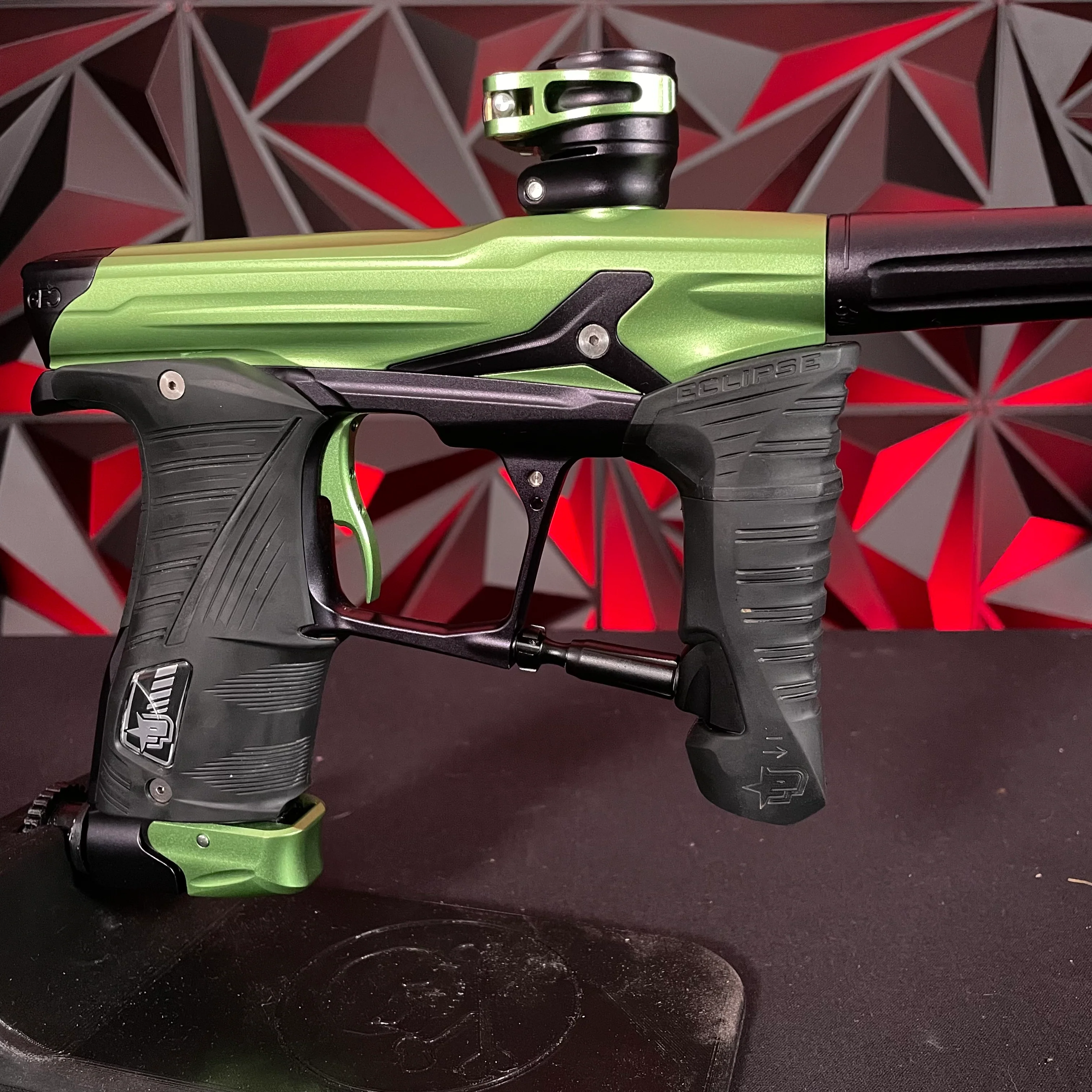 Planet Eclipse Geo 3.5 Paintball Gun - Green/Black w/ST3 Bolt - Image 4