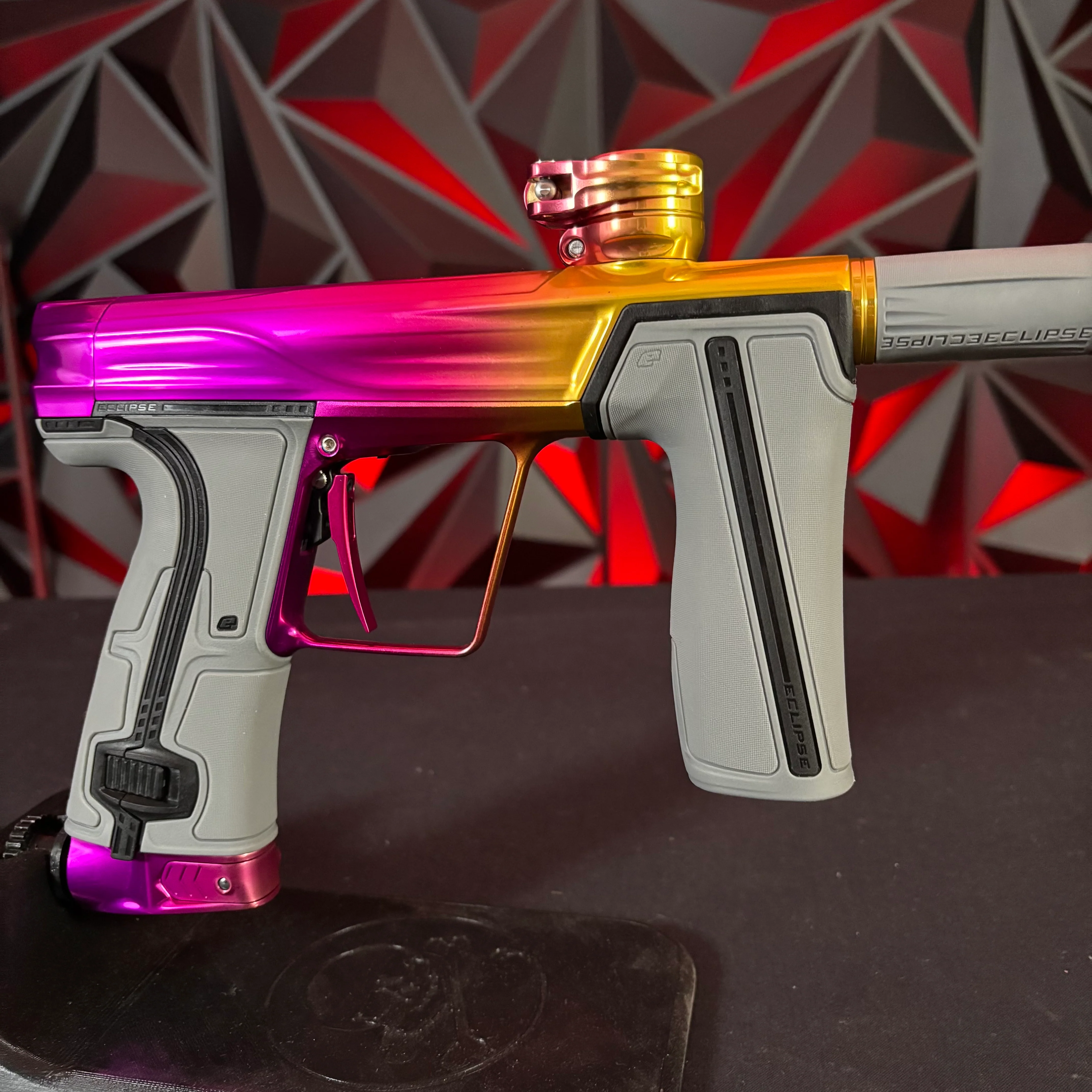 Planet Eclipse Geo R5 "Ultimate" Package Paintball Gun - Polished Starburst Fade w/ Grey Grip Kit - Image 4