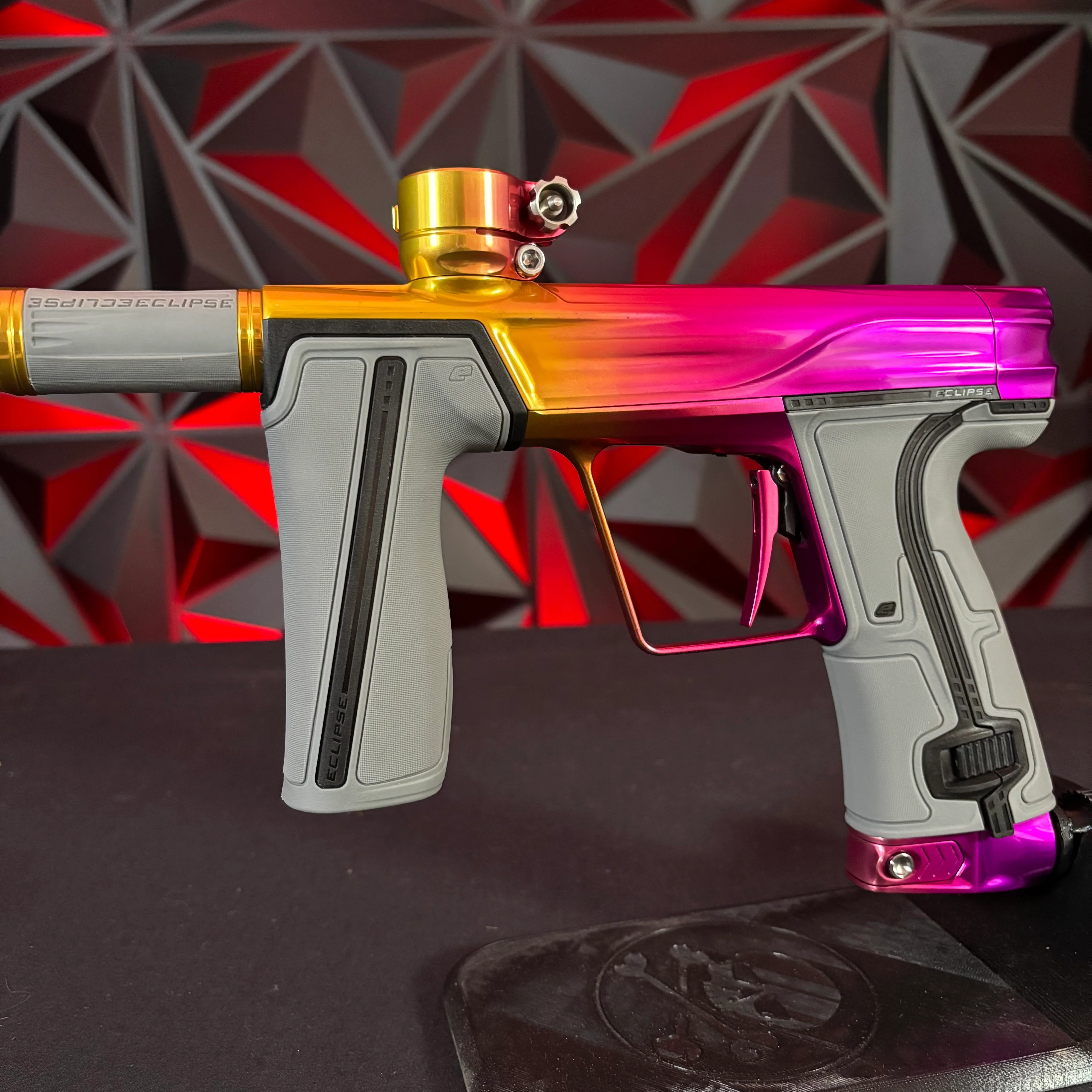 Planet Eclipse Geo R5 "Ultimate" Package Paintball Gun - Polished Starburst Fade w/ Grey Grip Kit - Image 5
