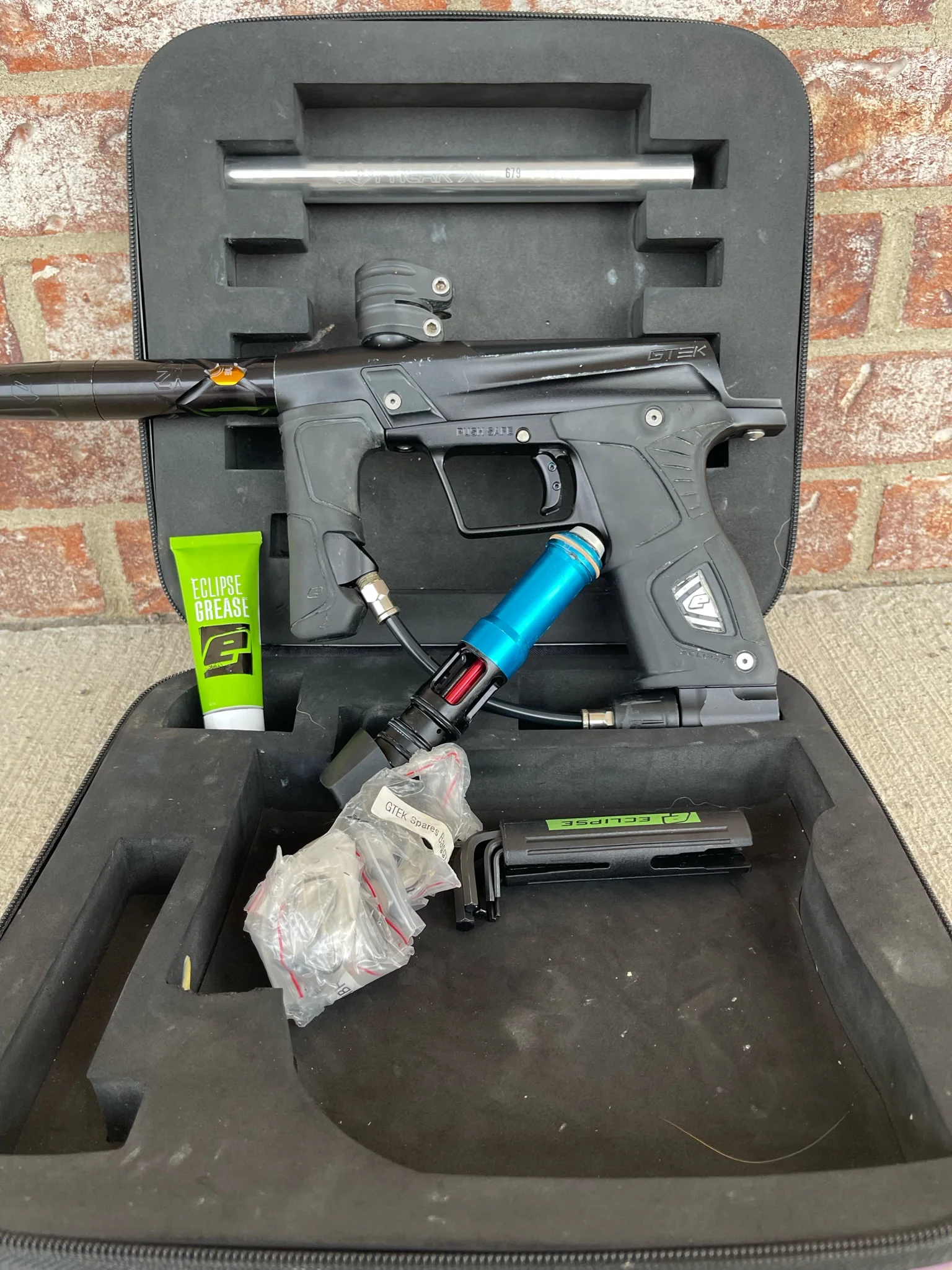 Planet Eclipse GMEK Paintball Marker- MECHANICAL - Black w/ Deadlywinds 16" Carbon Fiber Barrel + Slide Trigger - Image 7
