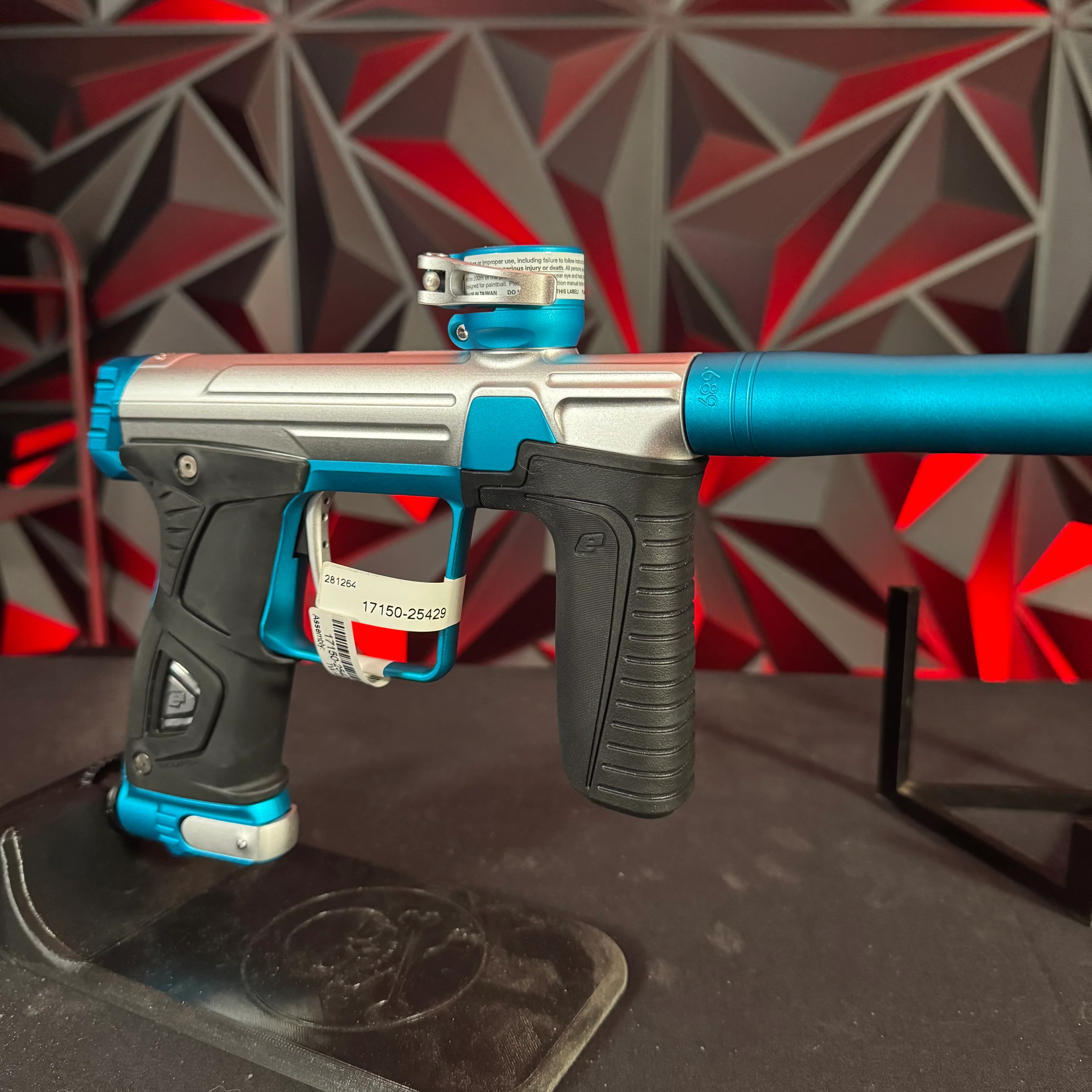 Planet Eclipse Gtek 170R Paintball Gun - Silver/Teal (New; discontinued model) - Image 3