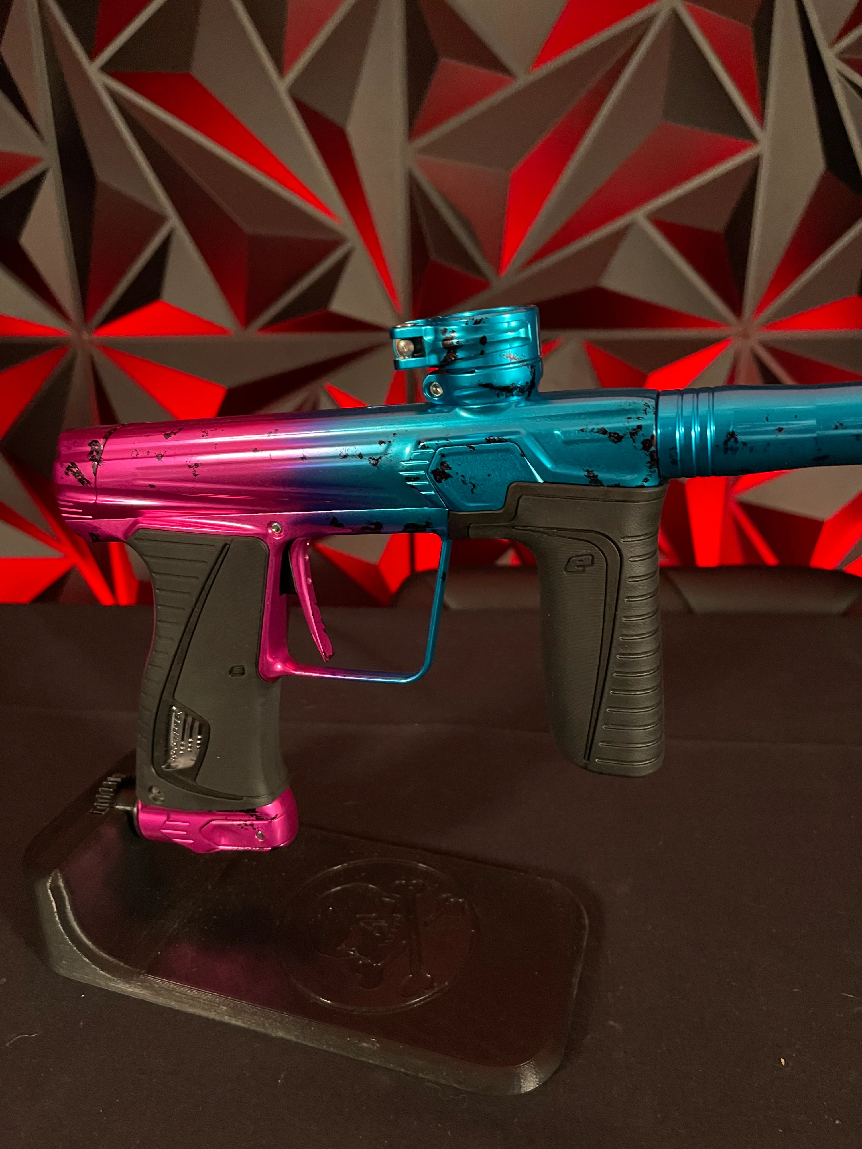 Planet Eclipse Gtek 180r ULTIMATE Paintball Gun - LE Pink/Blue Speckled Fade - Image 5