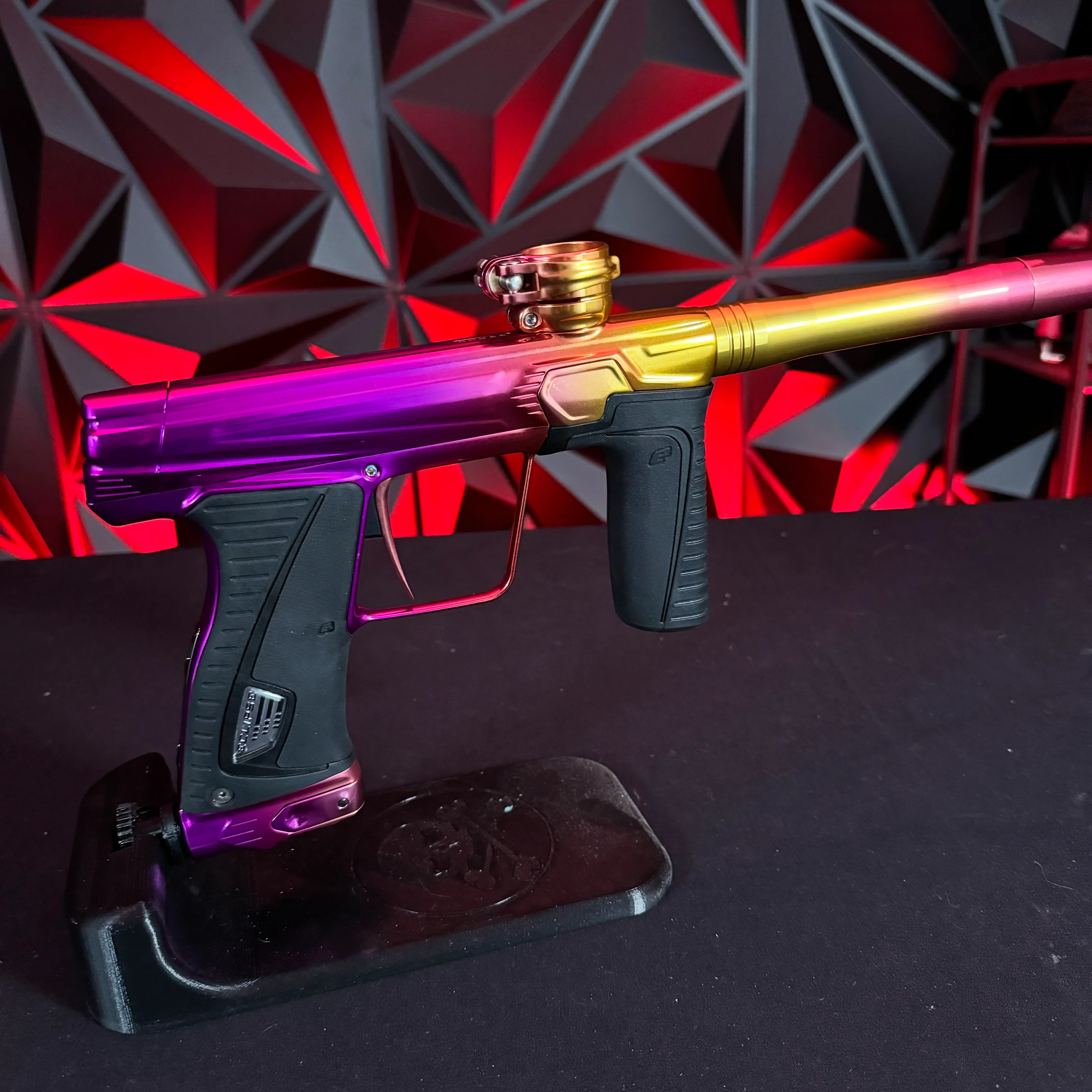 Planet Eclipse "Ultimate" Gtek 180r Paintball Gun Package - Polished Starburst Fade - Image 2