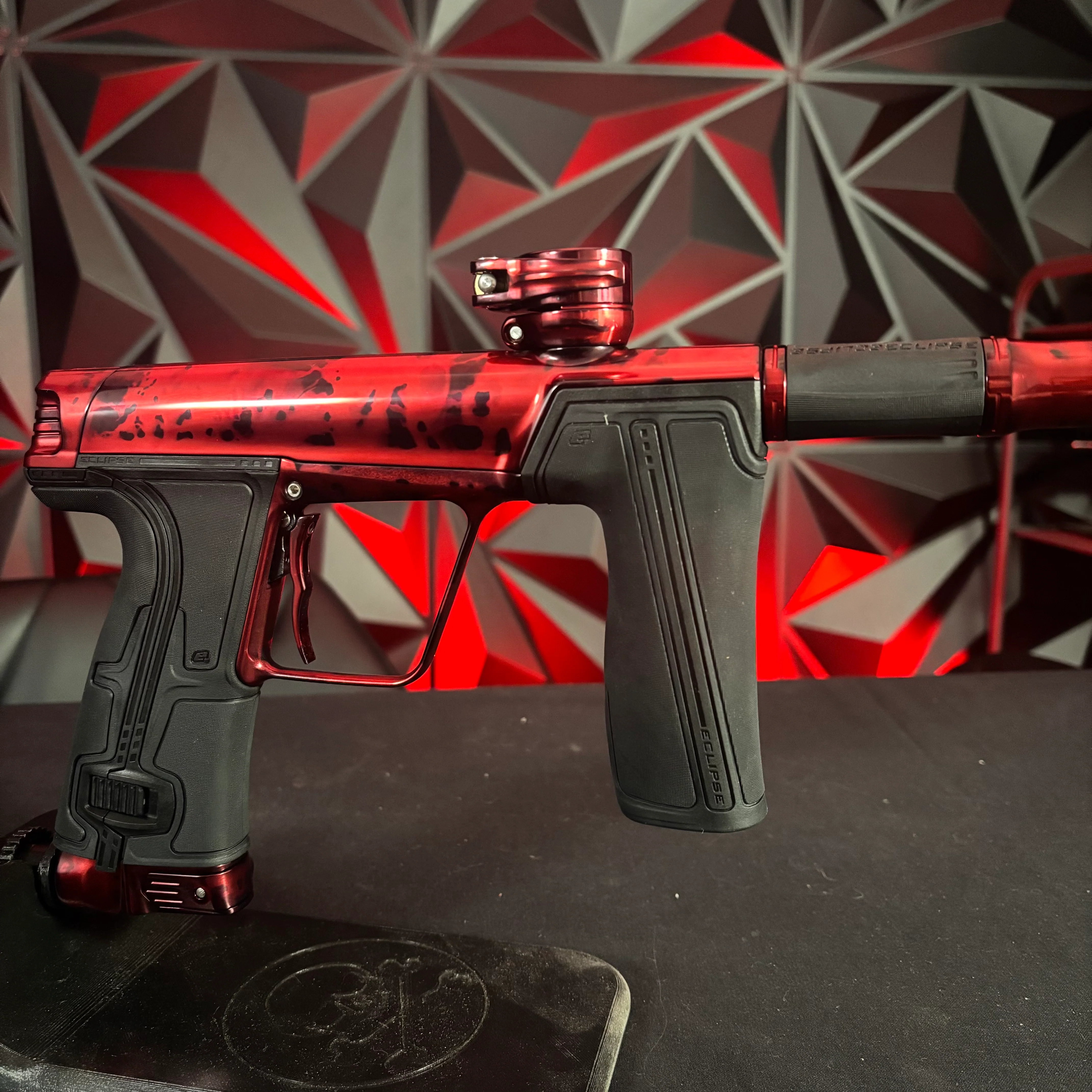 Planet Eclipse "Ultimate" CS3 Pro Paintball Gun - Black/ Red Acid Wash - Image 3