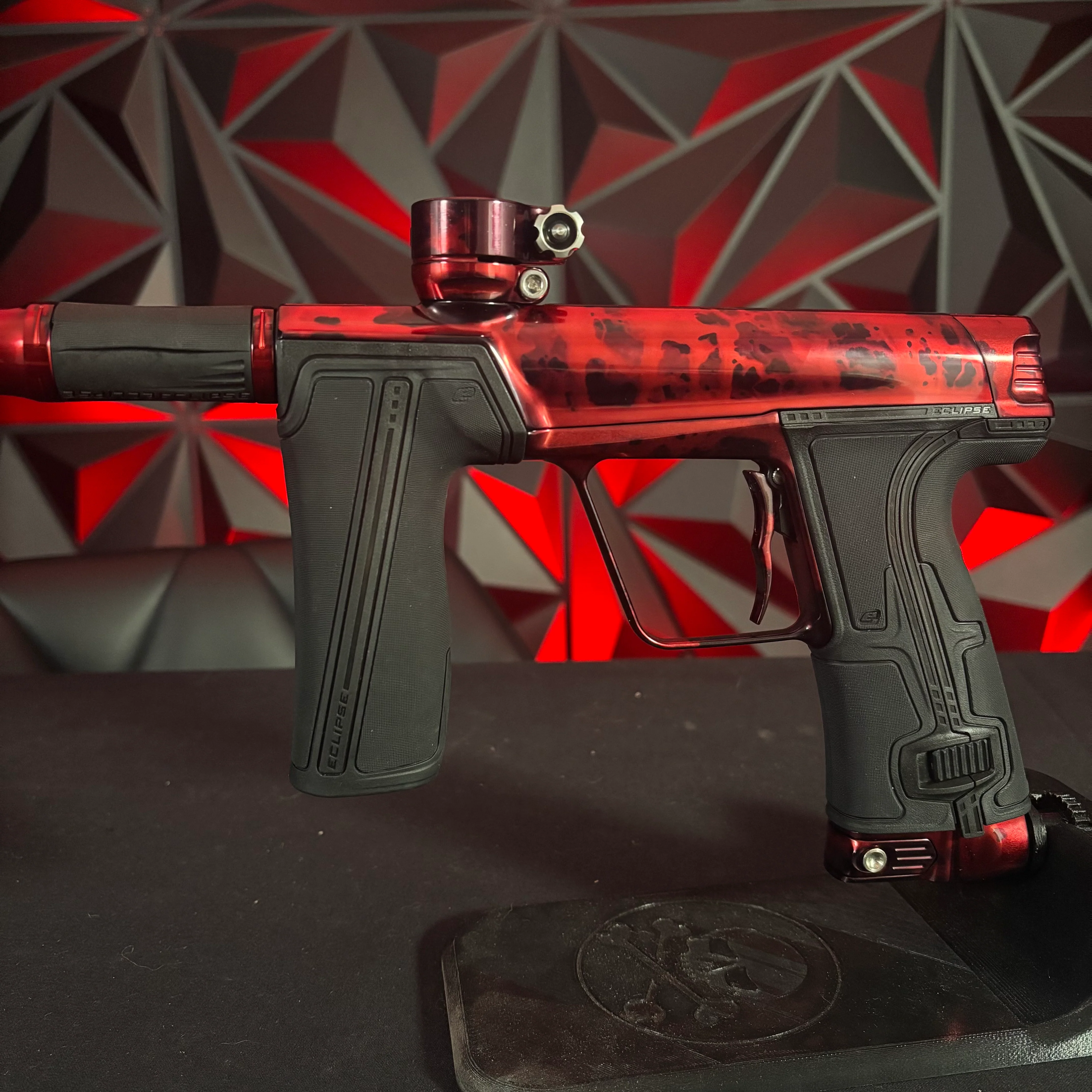 Planet Eclipse "Ultimate" CS3 Pro Paintball Gun - Black/ Red Acid Wash - Image 5