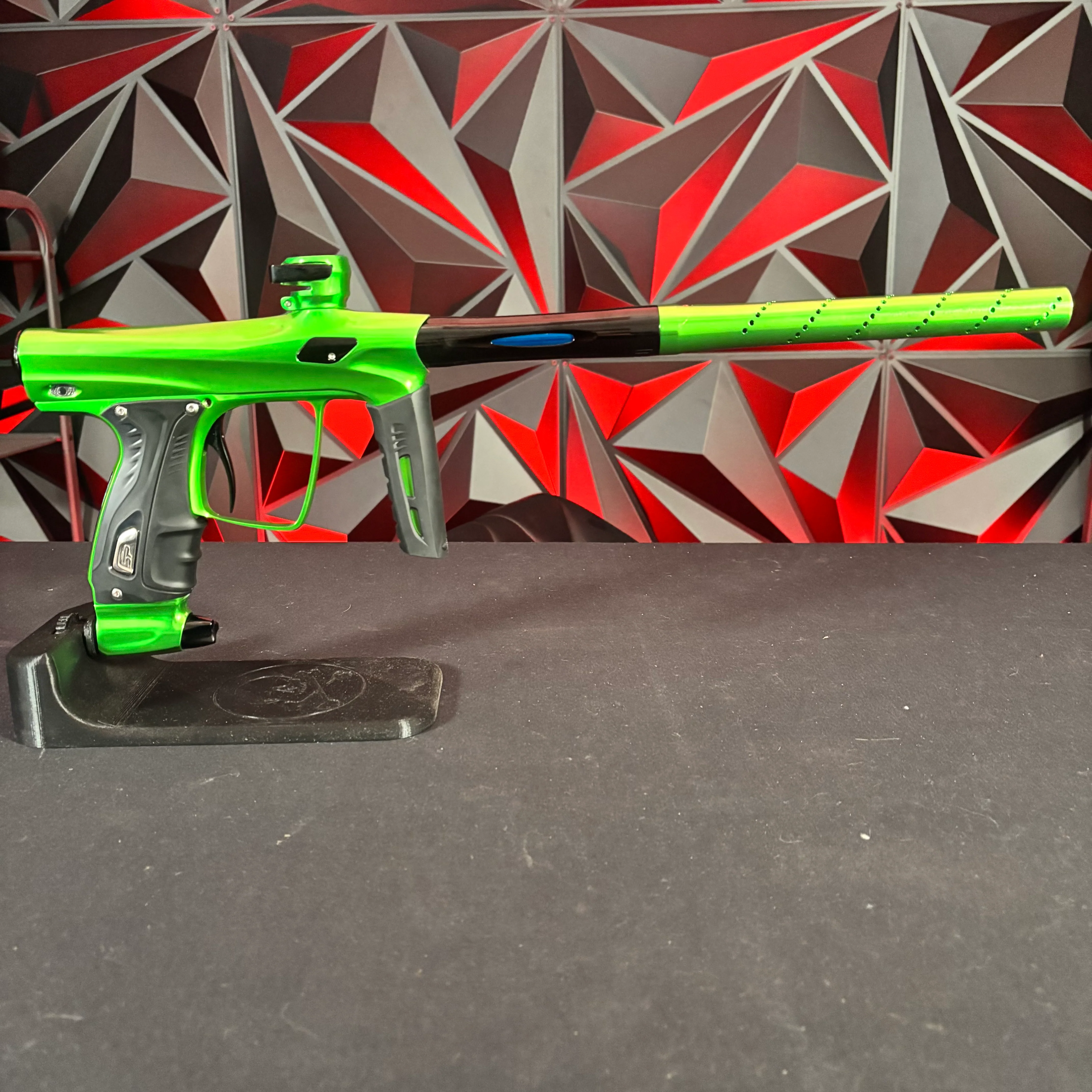 Shocker RSX Paintball Marker - Gloss Black - Image 5