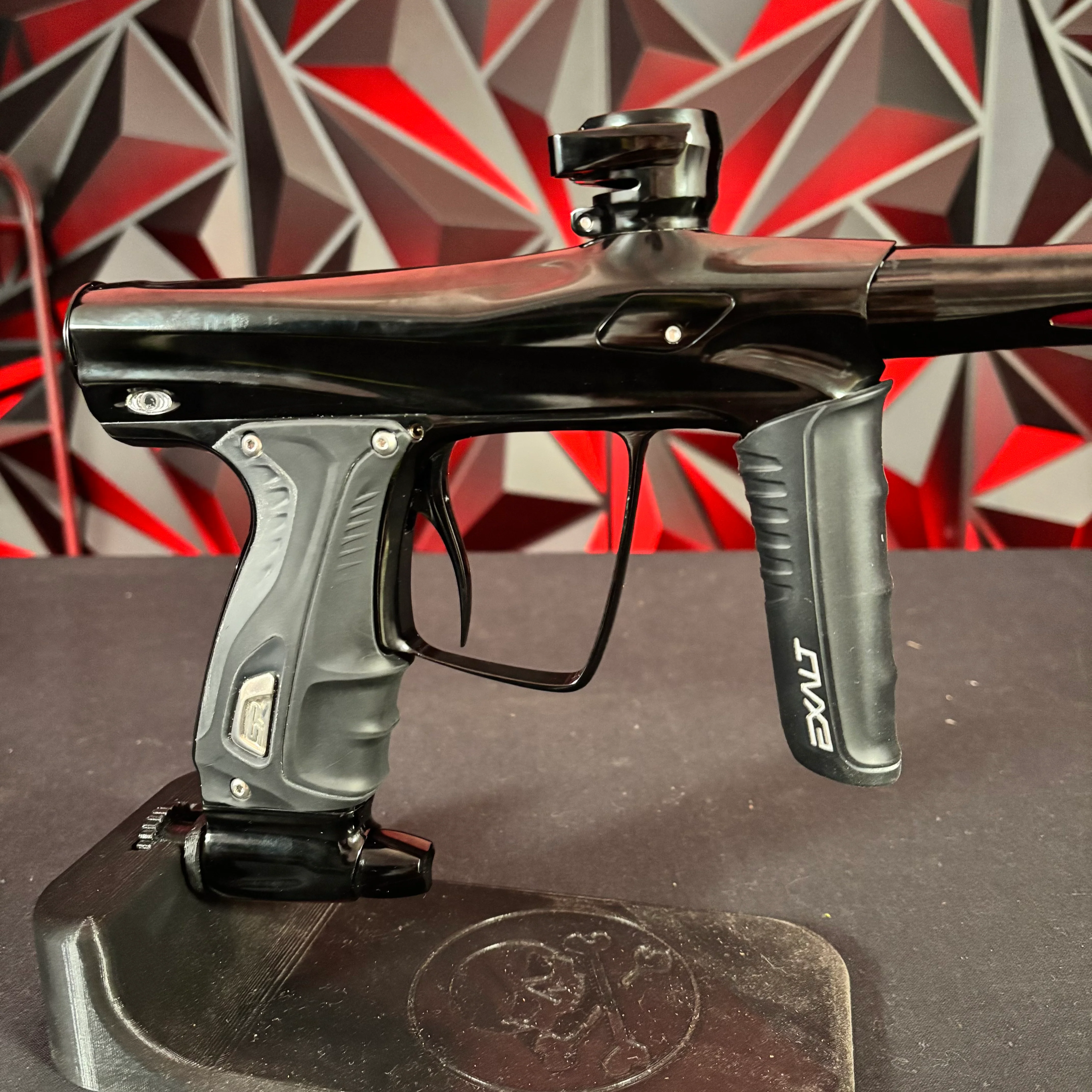 Shocker RSX Paintball Marker - Gloss Black - Image 3