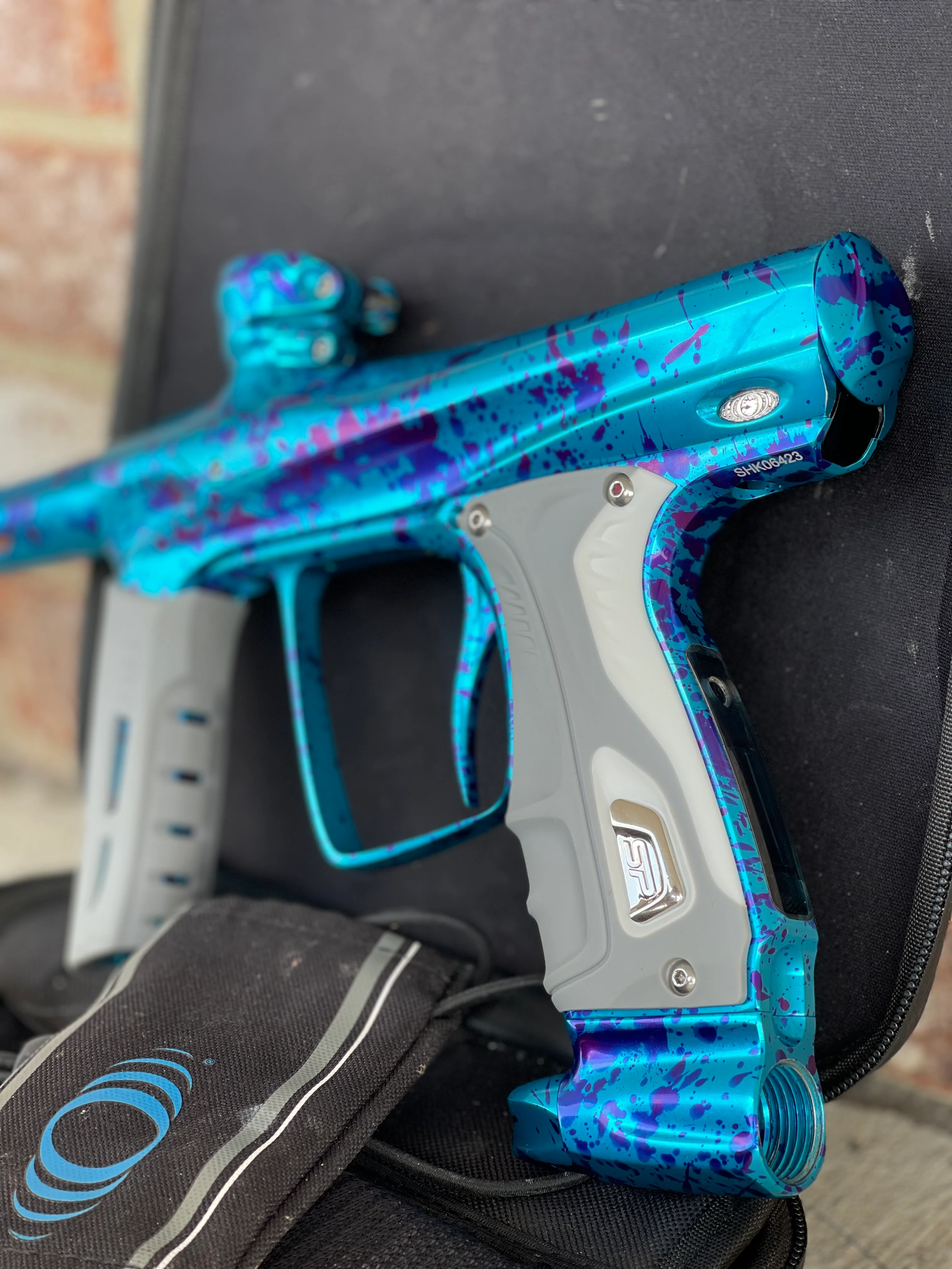 Used Shocker RSX Paintball Marker- Blue Splash - Image 3