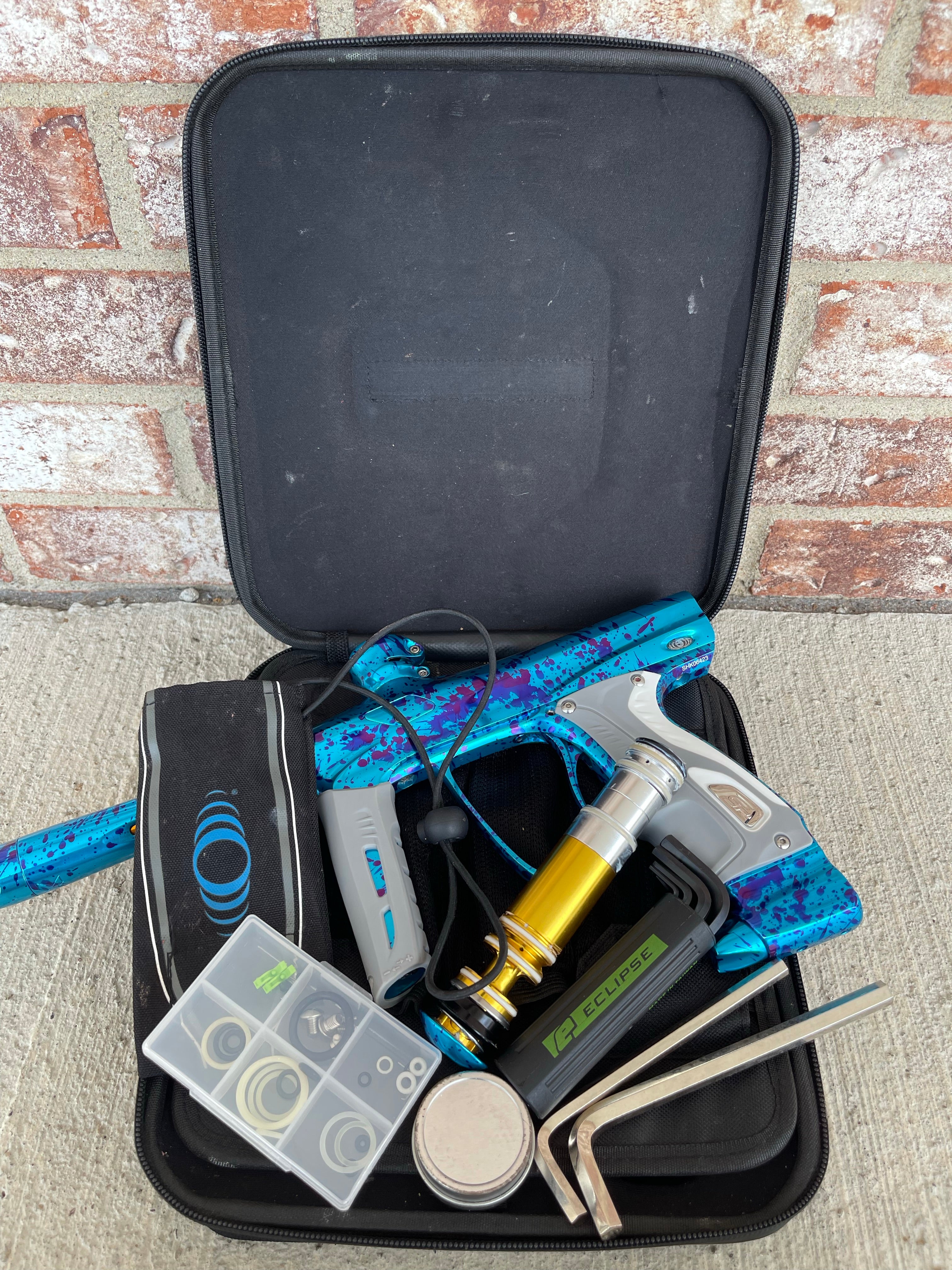 Used Shocker RSX Paintball Marker- Blue Splash - Image 5