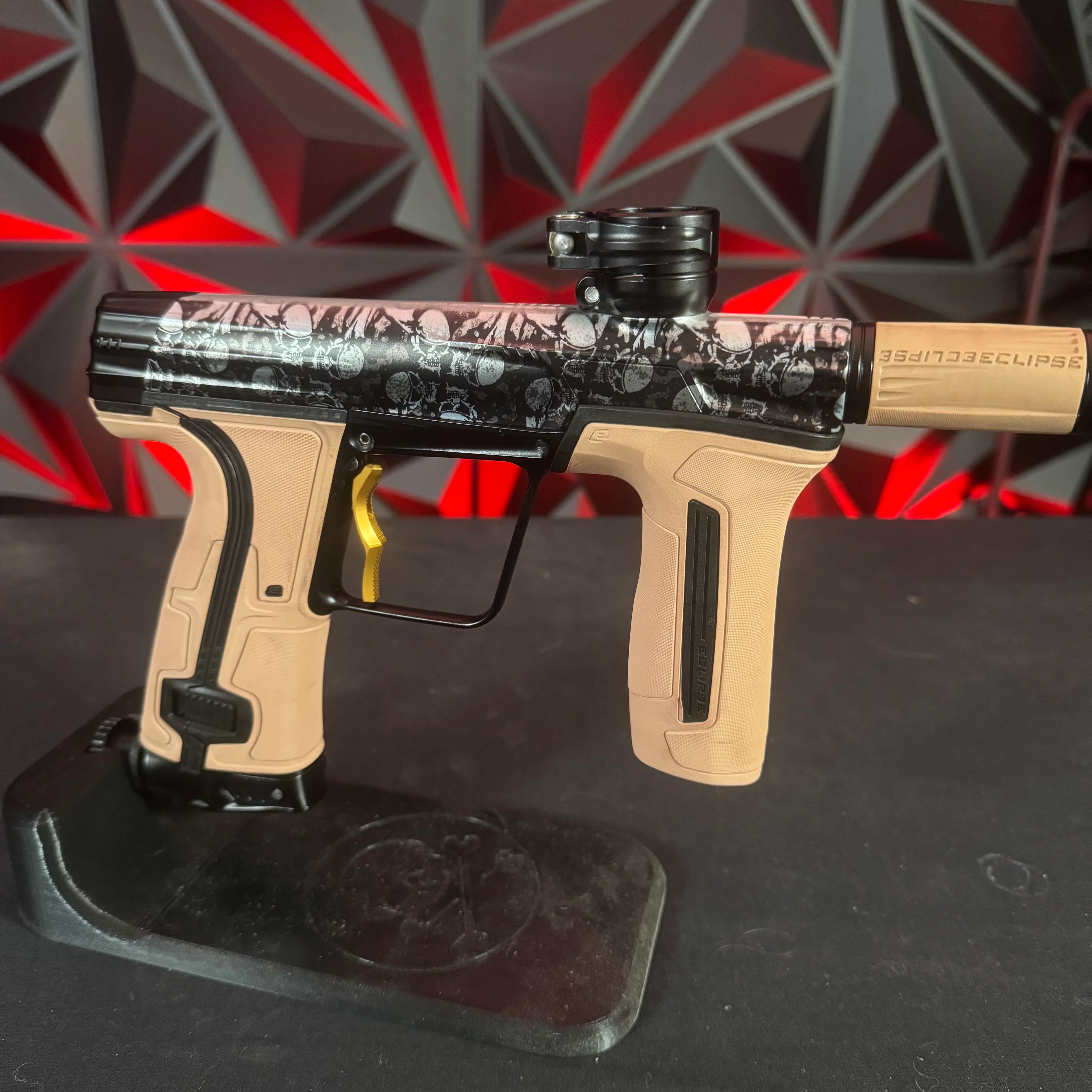 Use Planet Eclipse CS3 Paintball Gun - LE Sandana - Image 4