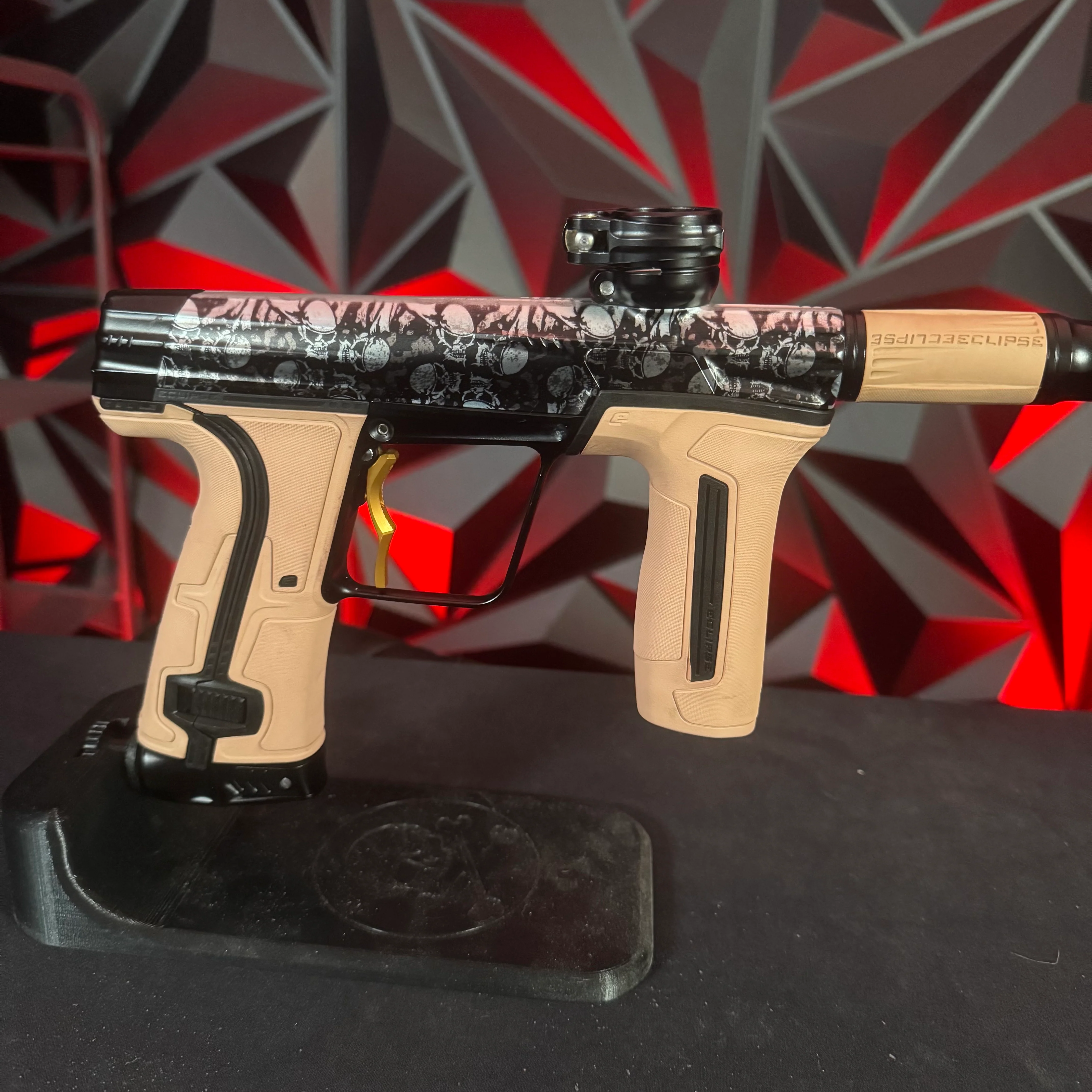 Use Planet Eclipse CS3 Paintball Gun - LE Sandana - Image 6