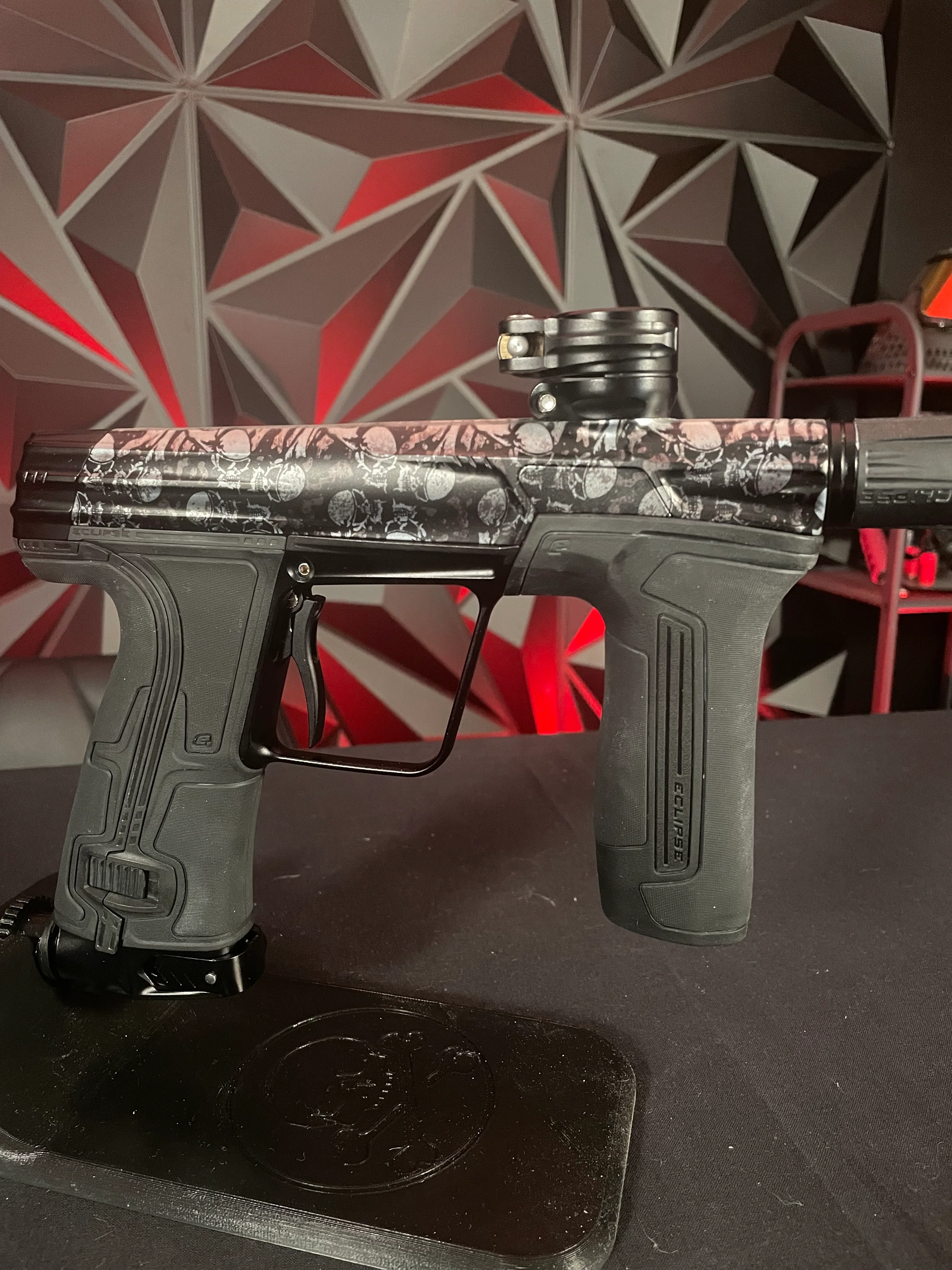 Use Planet Eclipse CS3 Paintball Gun - LE Sandana - Image 3