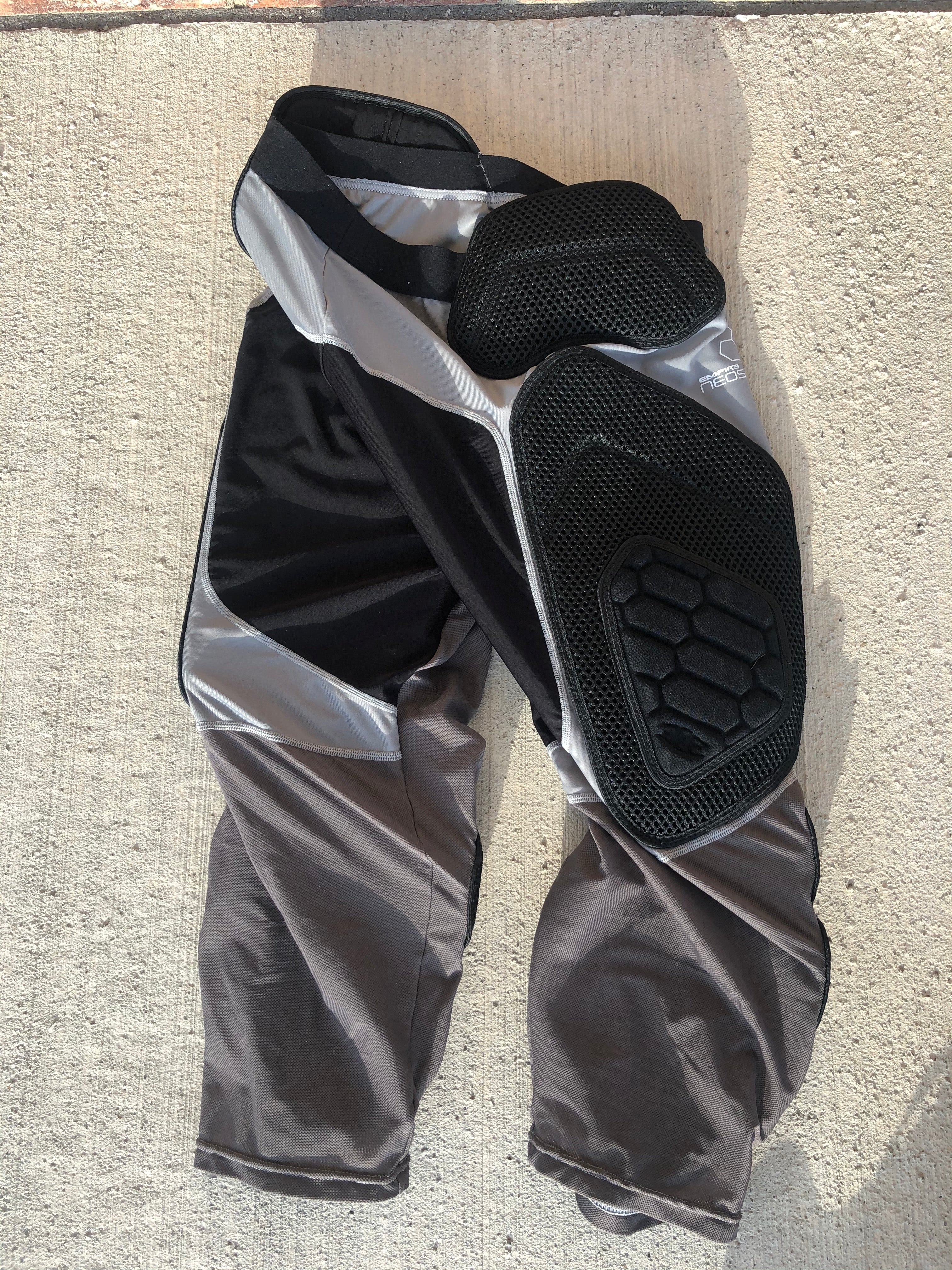 Used 2015 Empire NeoSkin Slide Shorts with Knee Pads - Grey - Size XL - Image 2