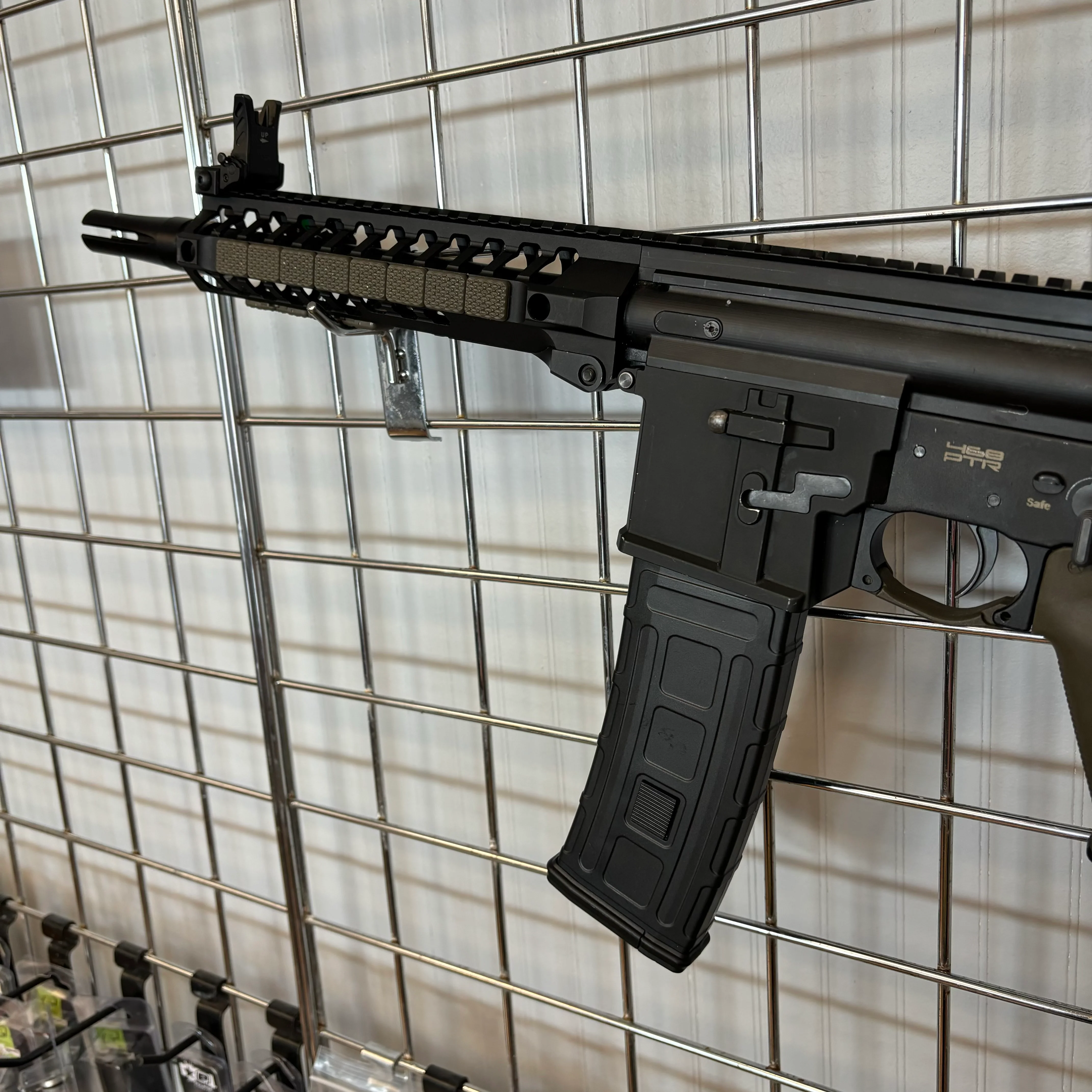Used 468 PTR Paintball Gun - Black w/Earth Accents - Image 2