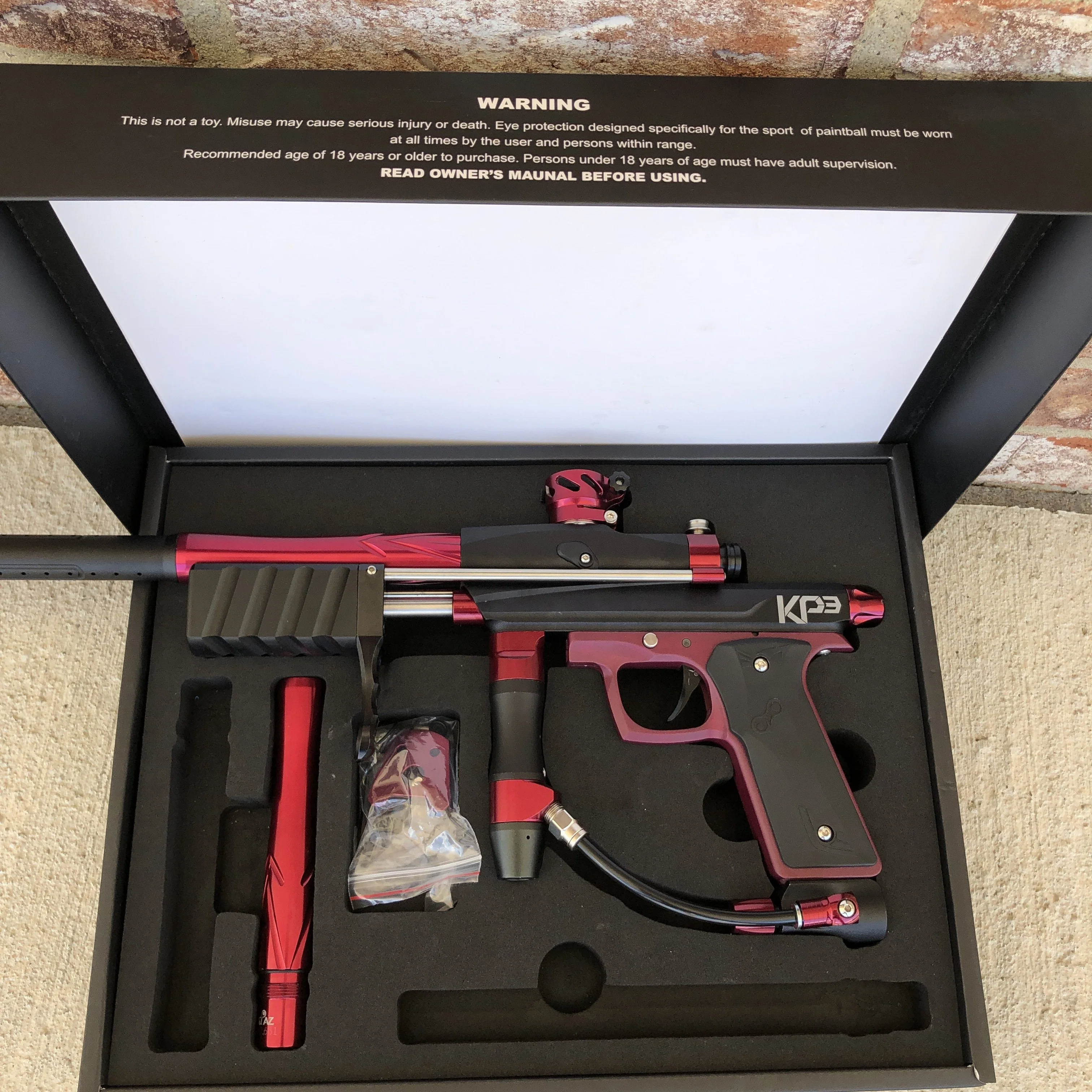 Used Azoding KP3 Pump Paintball Gun - Black/Polished Red - Image 5