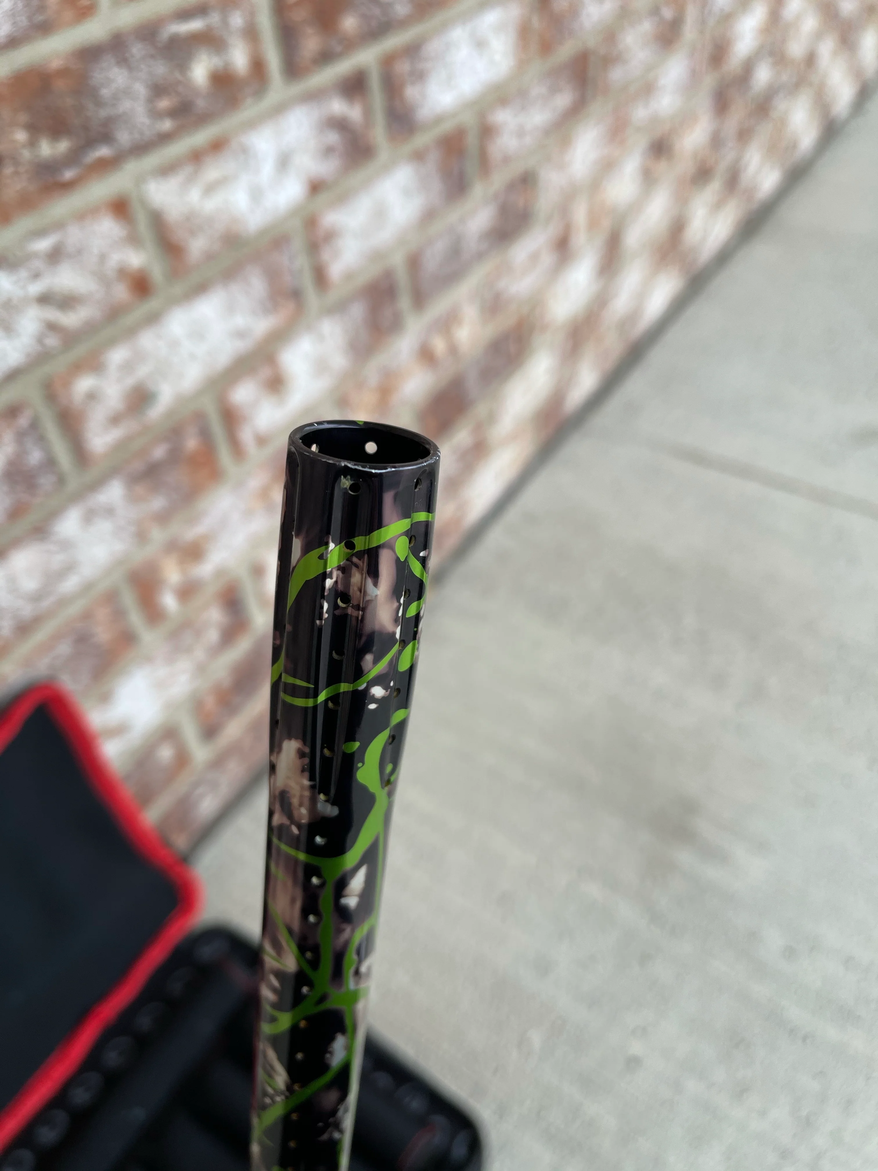 Used Bob Long Onslaught Paintball Gun - Slime Splash - Image 7