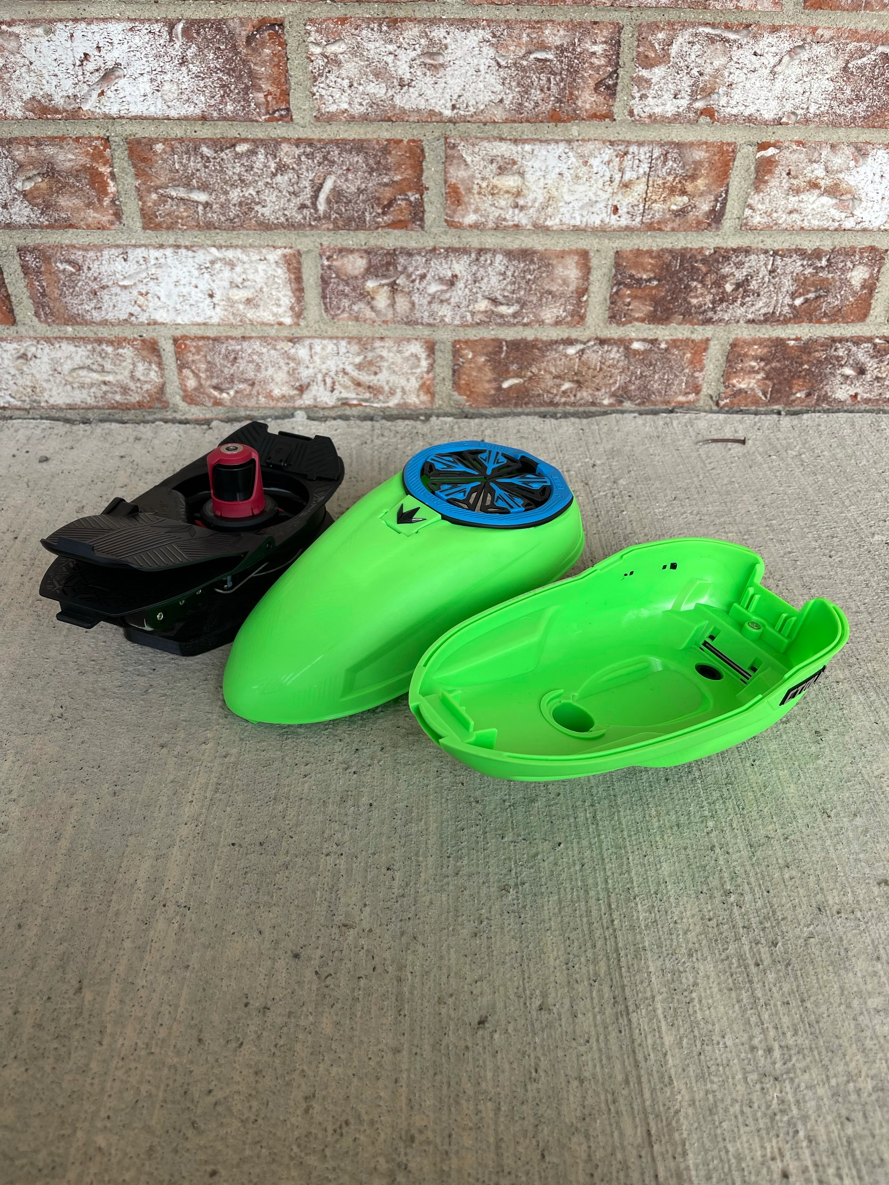 Used Bunker Kings CTRL Paintball Loader - Green - Image 4