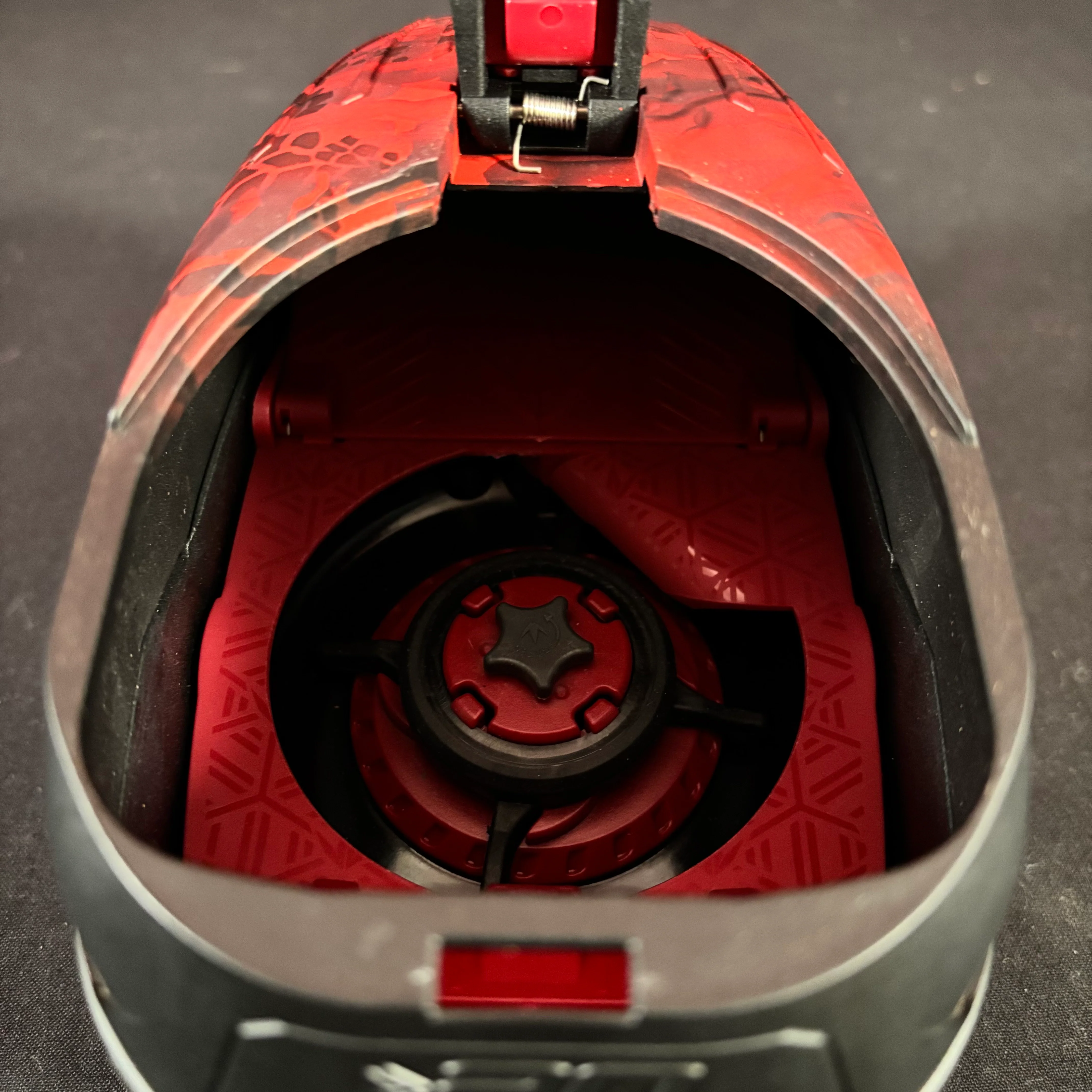 Used Bunkerking CTRL 2 Paintball Loader - Red/Grey Highlander w/NTR Speedfeed & Ramps - Image 6