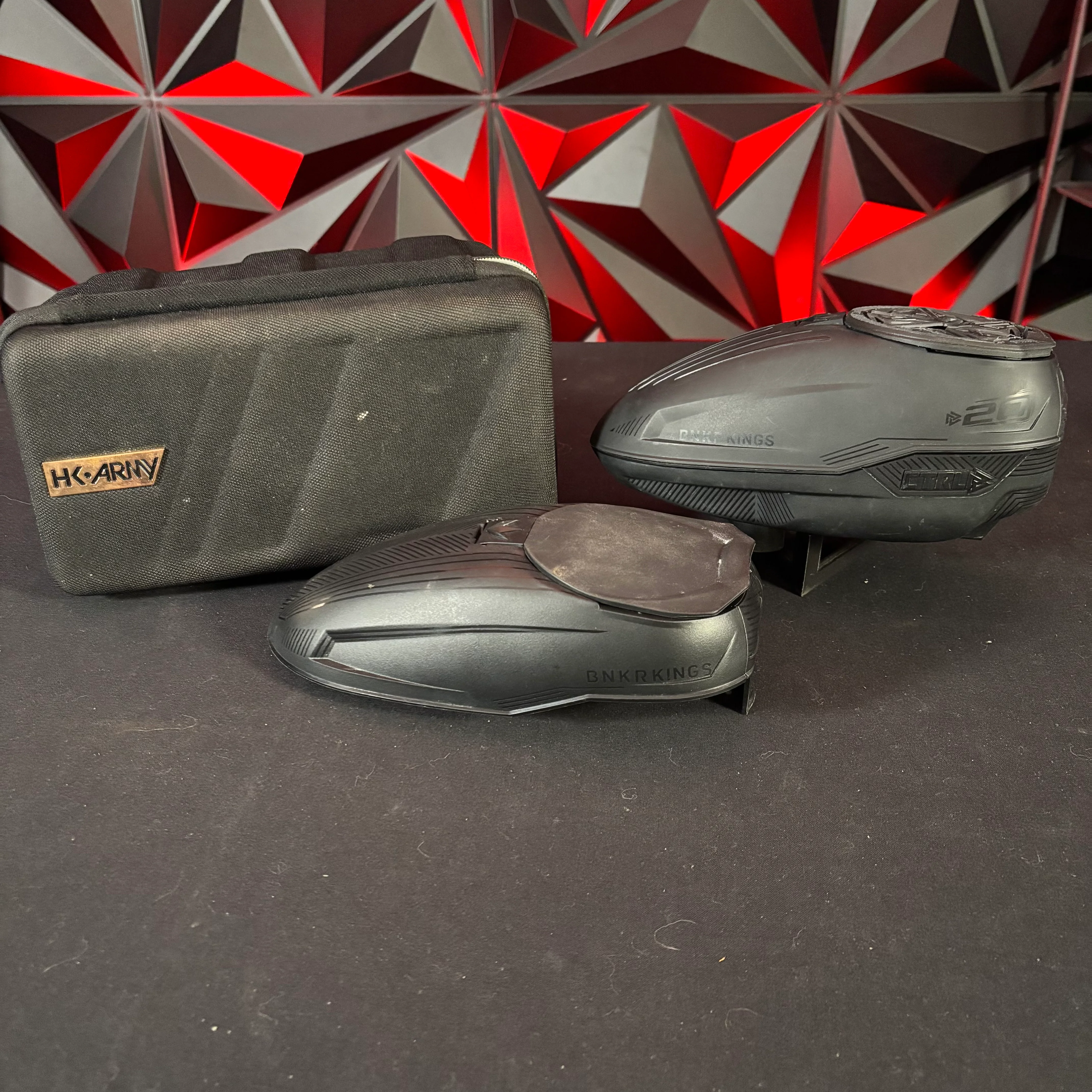 Used Bunkerkings CTRL Loader - Black w/ Black Ntr Speedfeed and Ramps and Extra lid /w Rainlid