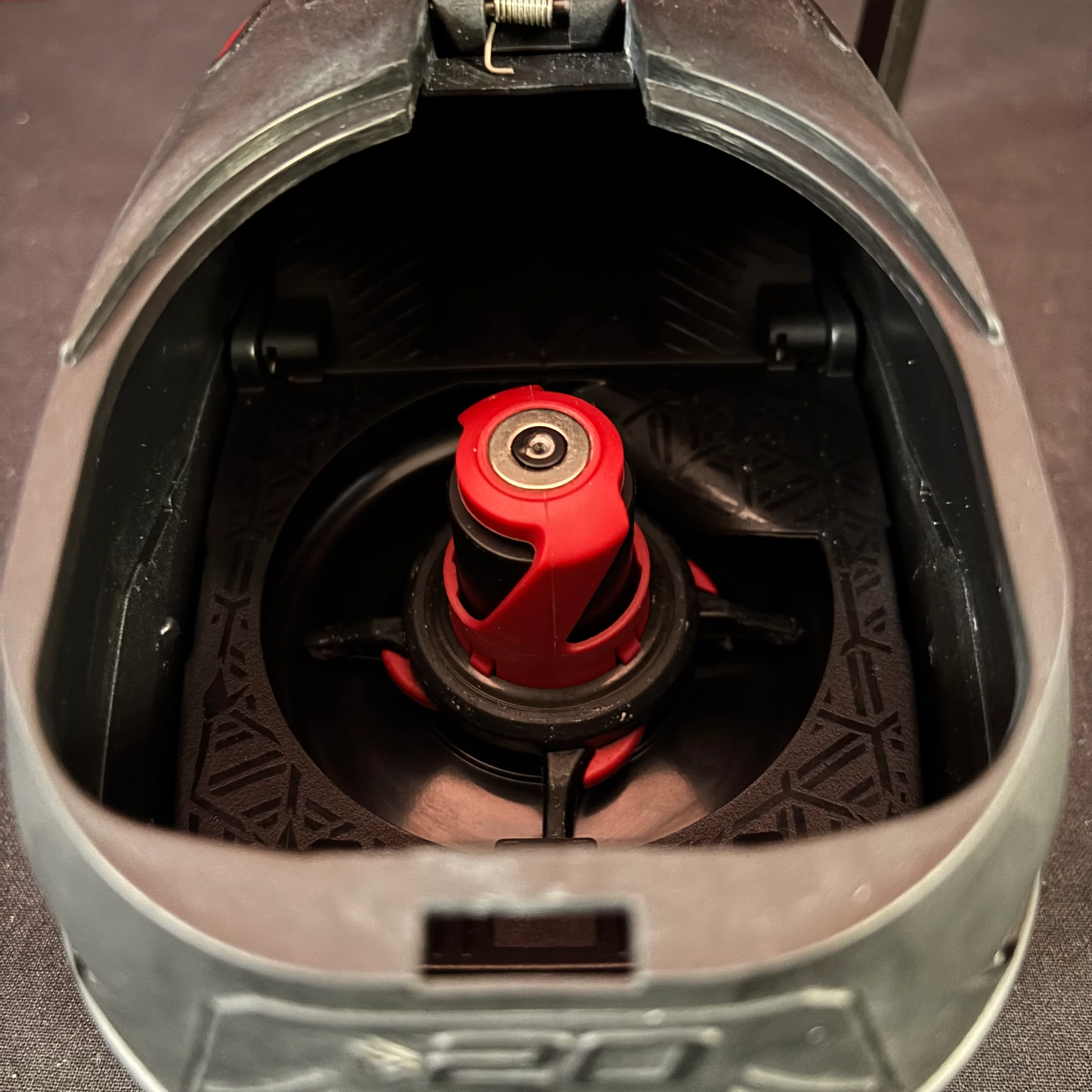 Used Bunkerkings CTRL Loader - Black w/ Black Ntr Speedfeed and Ramps and Extra lid /w Rainlid - Image 7