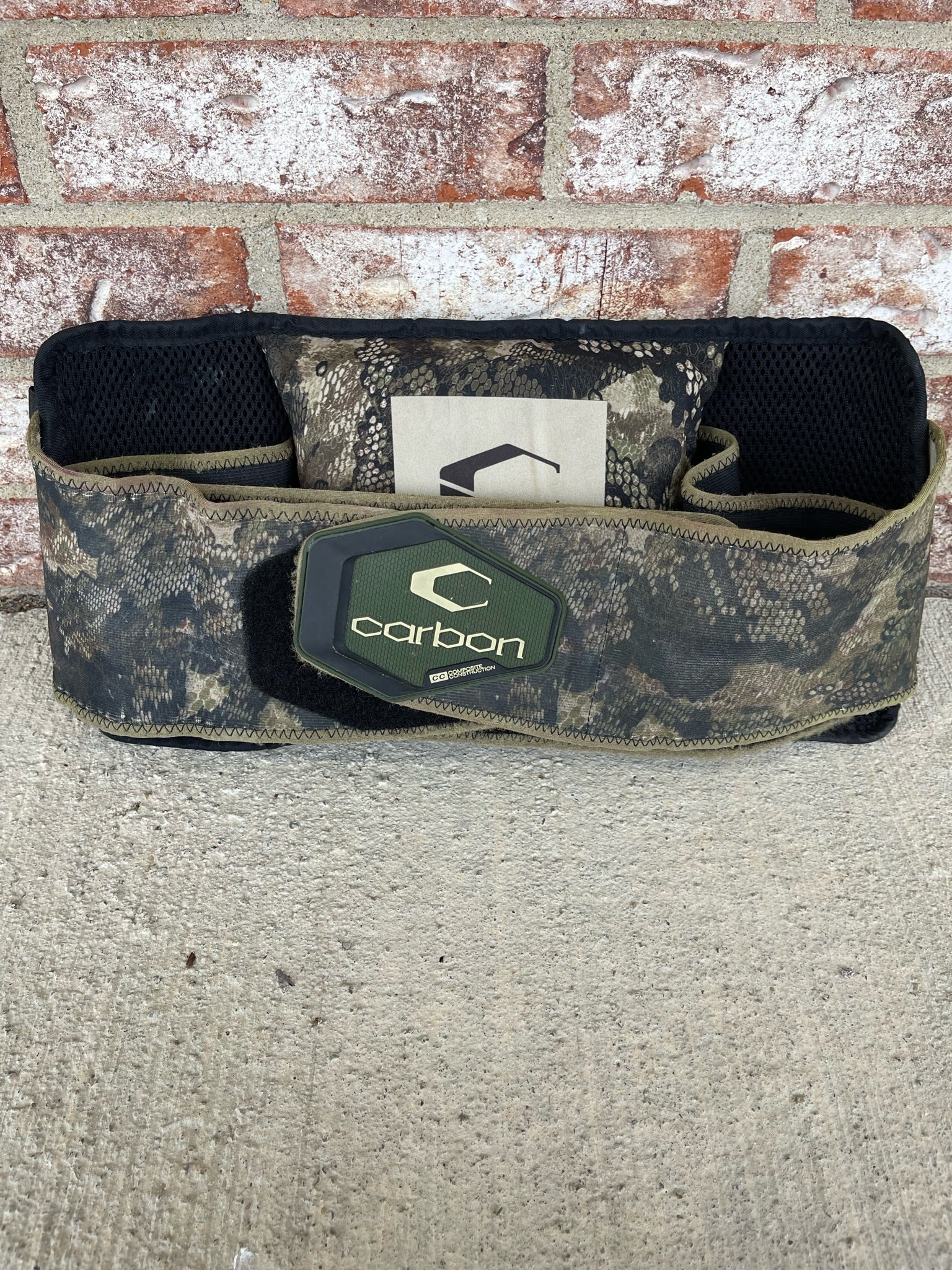 Used Carbon CC 5+8 Harness - Camo - Image 2