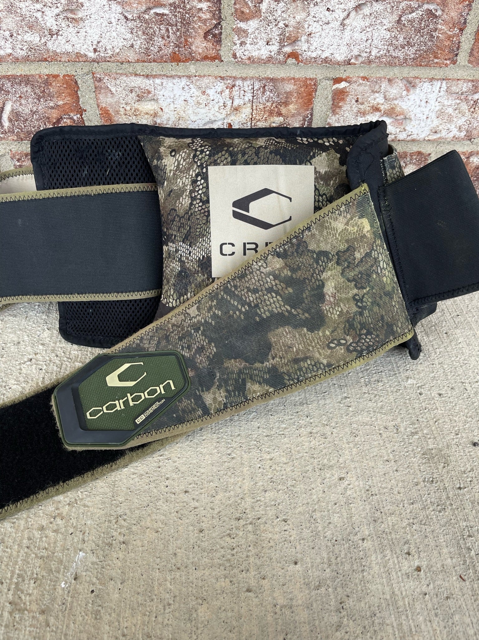 Used Carbon CC 5+8 Harness - Camo - Image 3