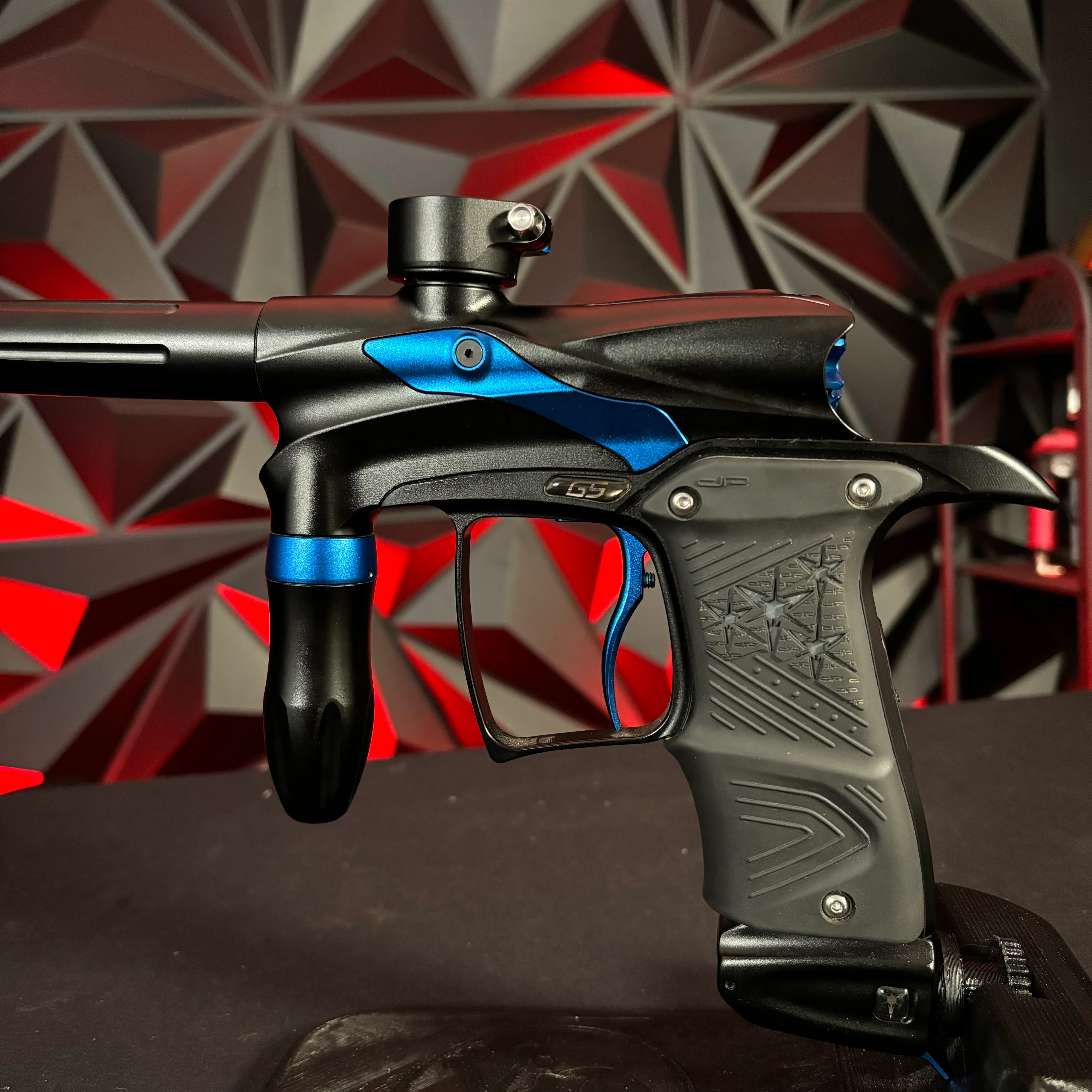 Used Dangerous Power G5 Paintball Gun - Black/Blue - Image 3